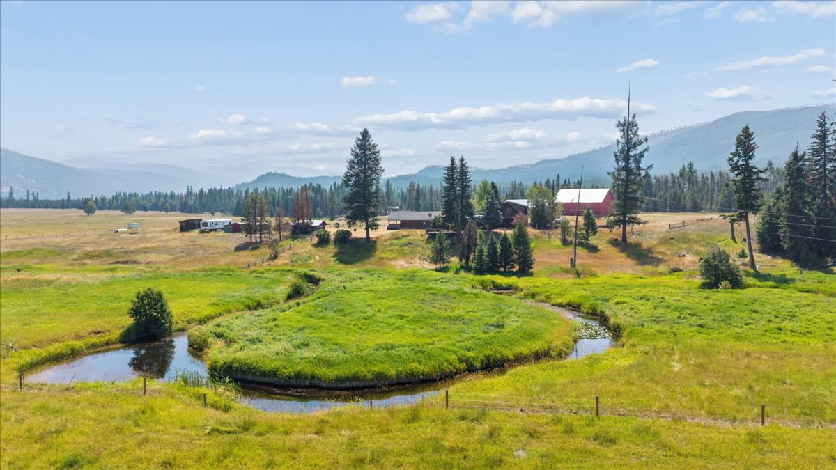 655 Lang Creek Road Property Photo 1