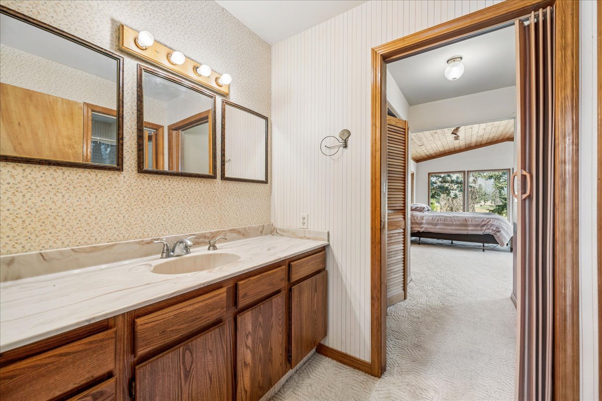 655 Lang Creek Road Property Photo 32