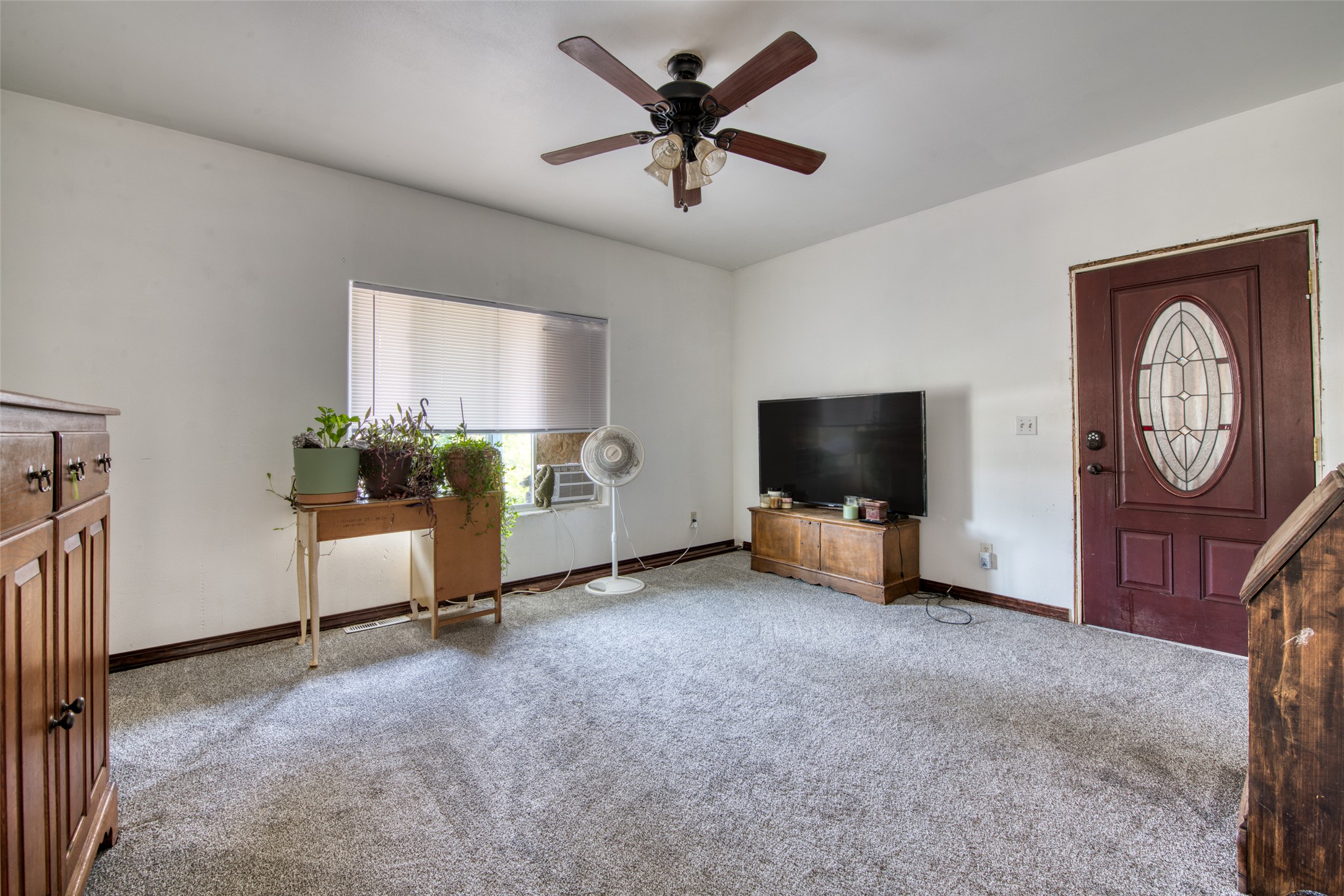 267 Grundy Lane Property Photo 7