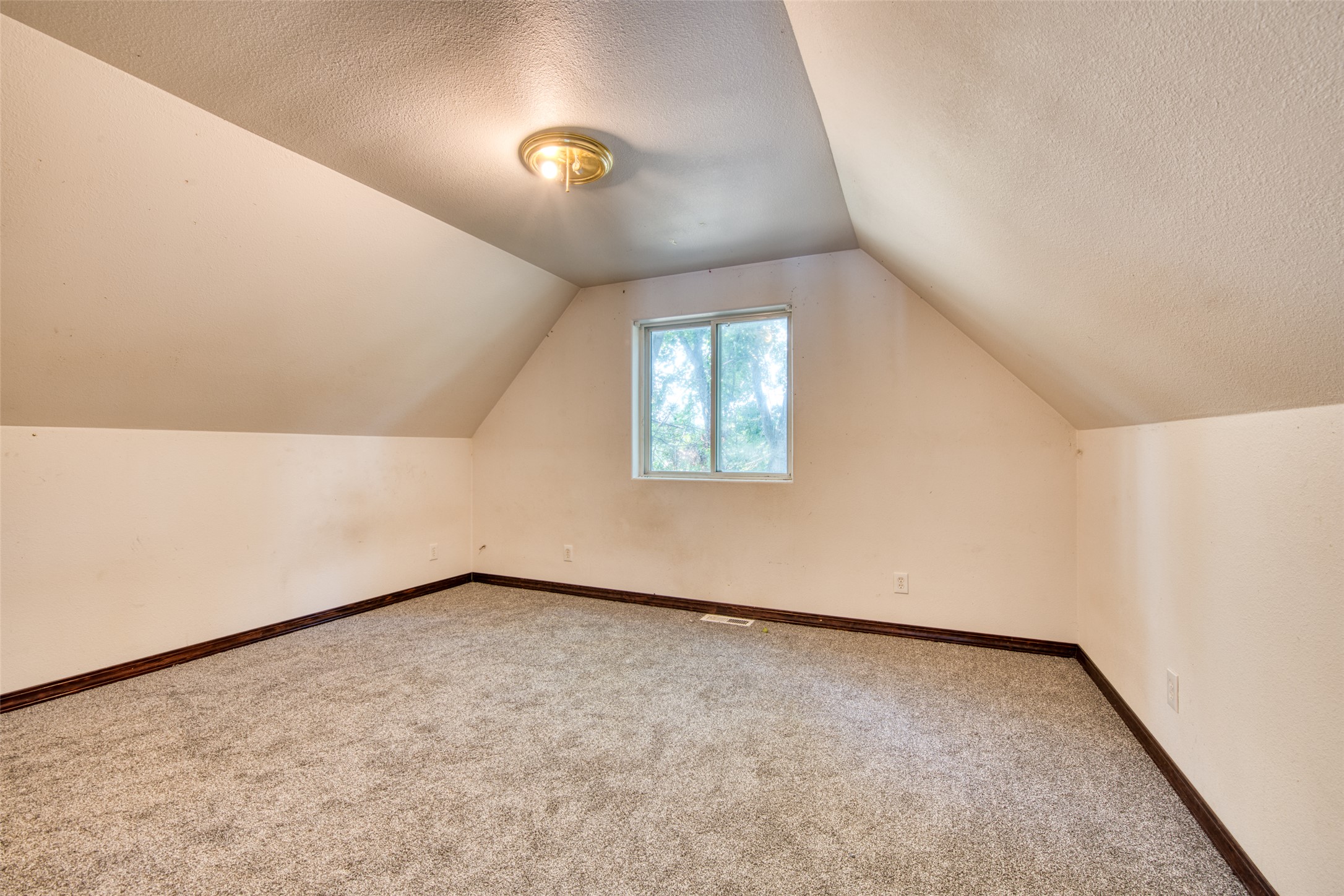 267 Grundy Lane Property Photo 19
