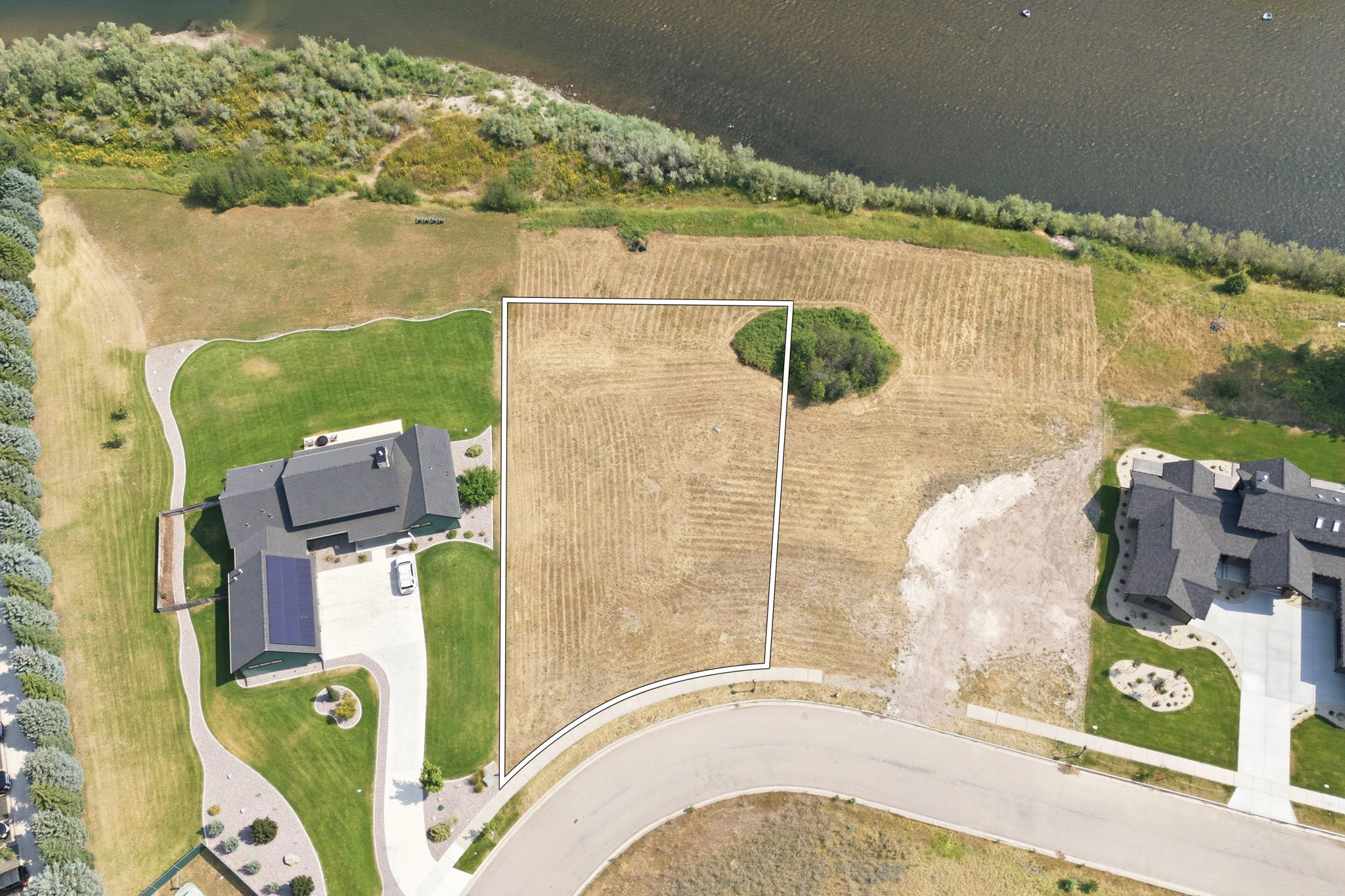 1164 Bandmann Trail Property Photo 3