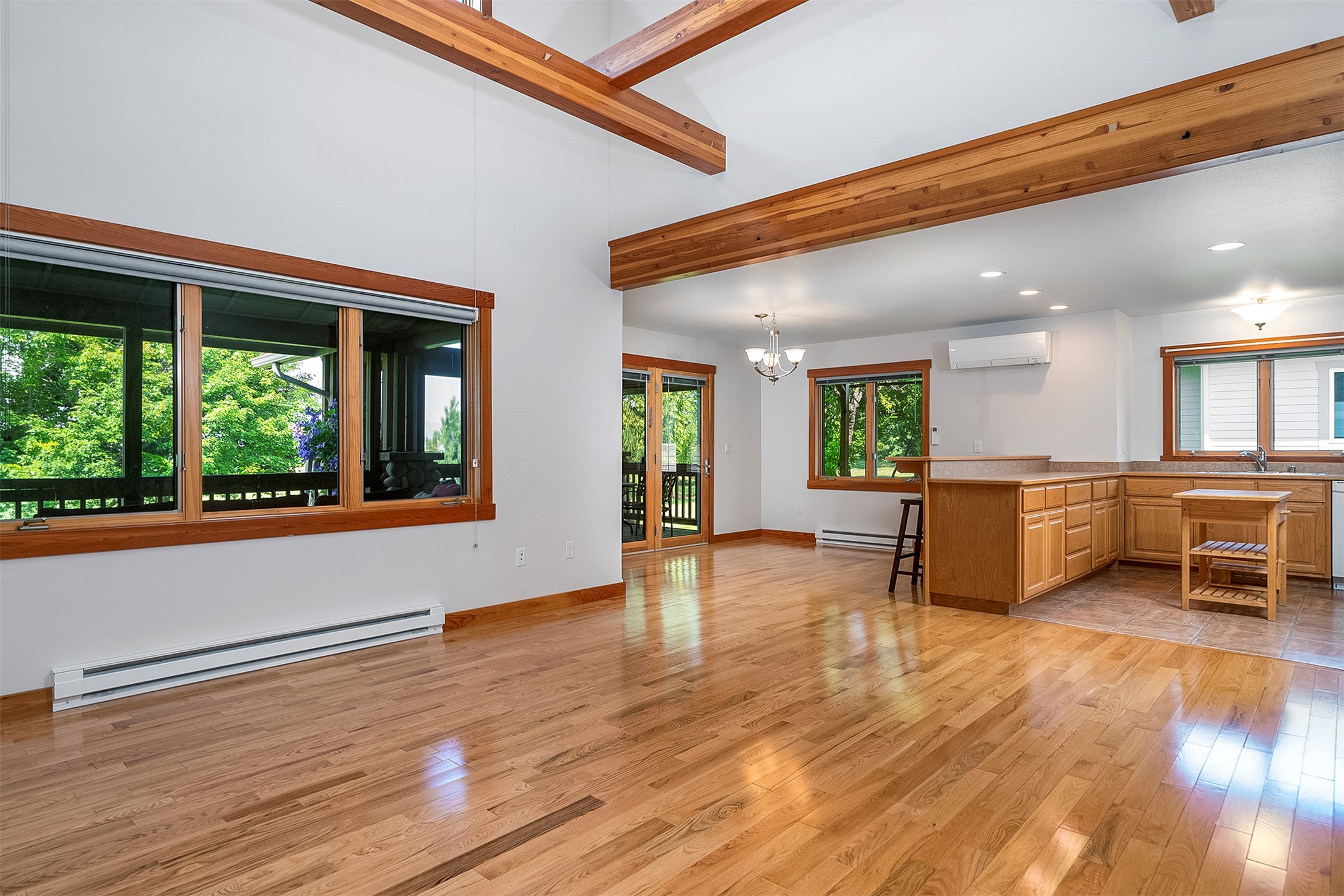313 Montana Landing Property Photo 6