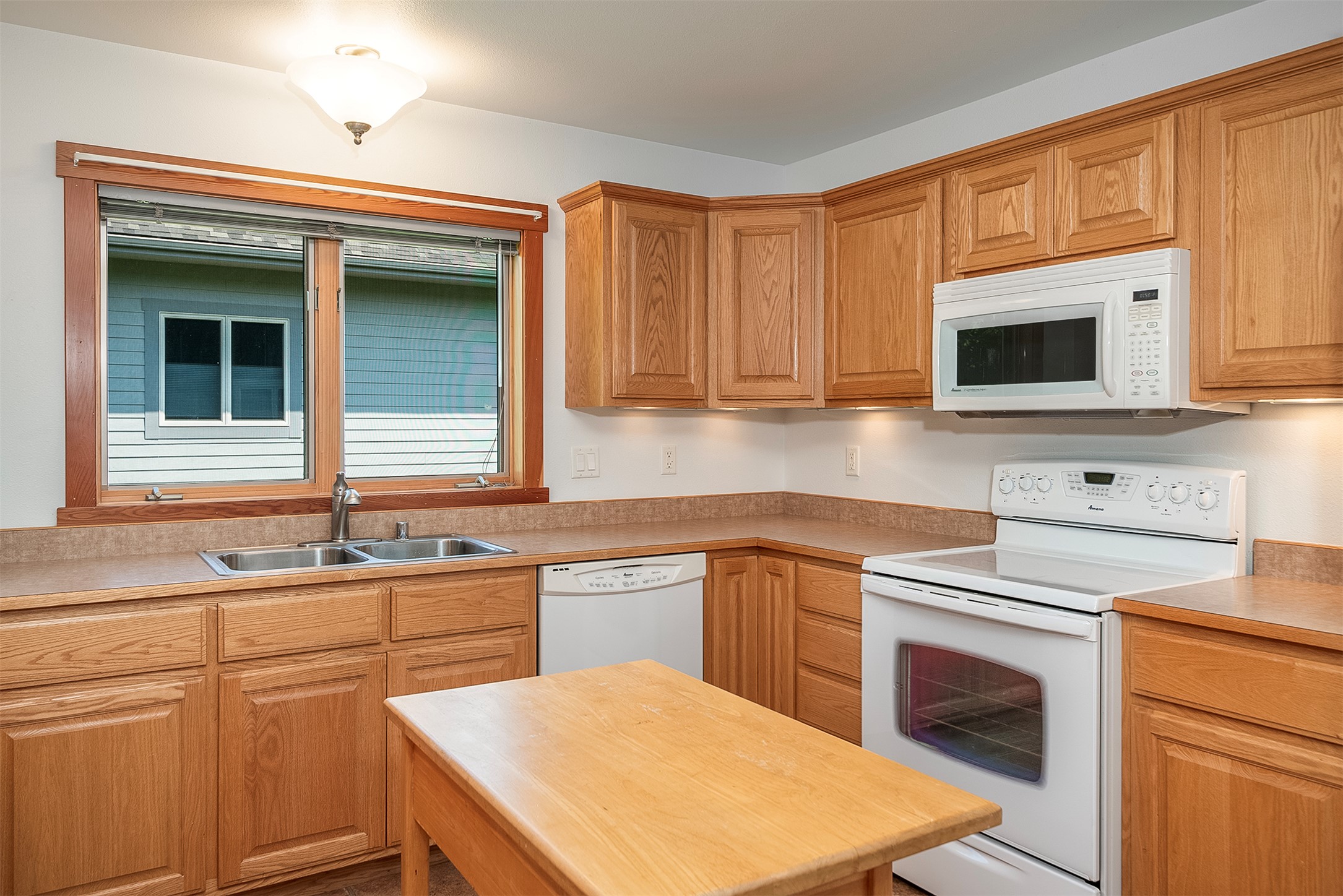 313 Montana Landing Property Photo 14