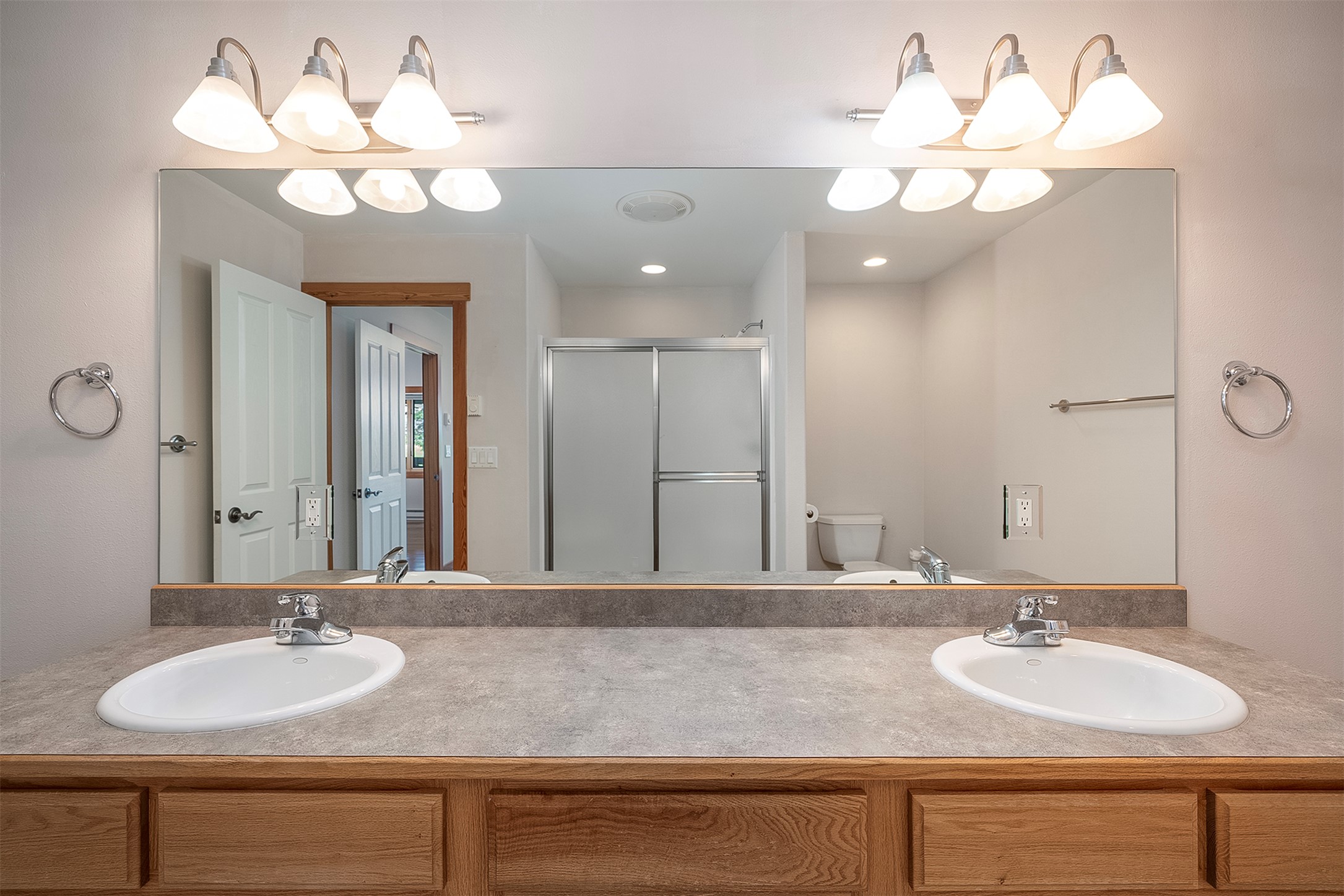 313 Montana Landing Property Photo 21