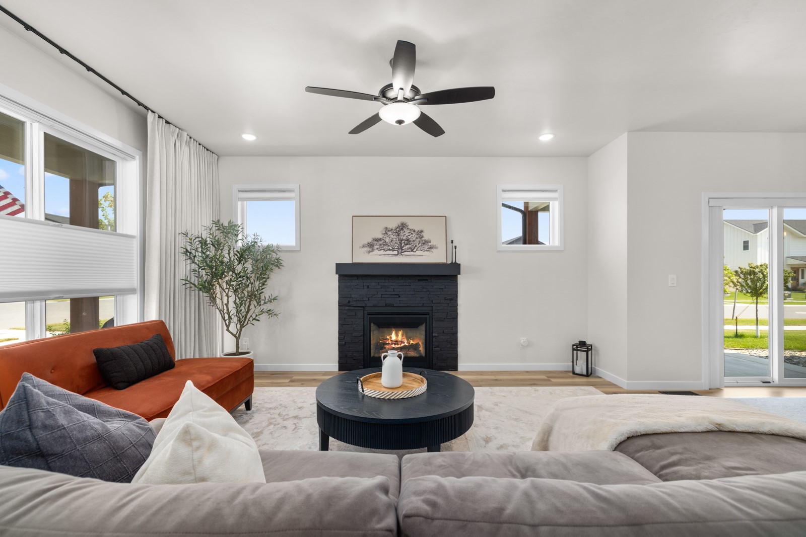 702 August Way Property Photo 3