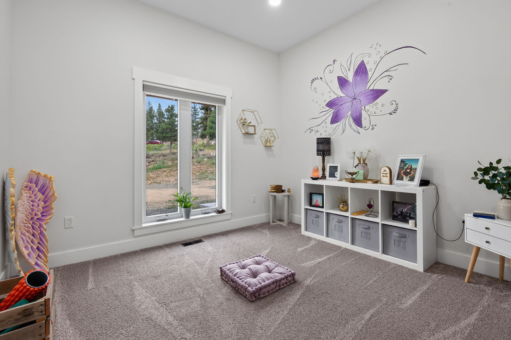 13 Rolling Stone Lane Property Photo 18
