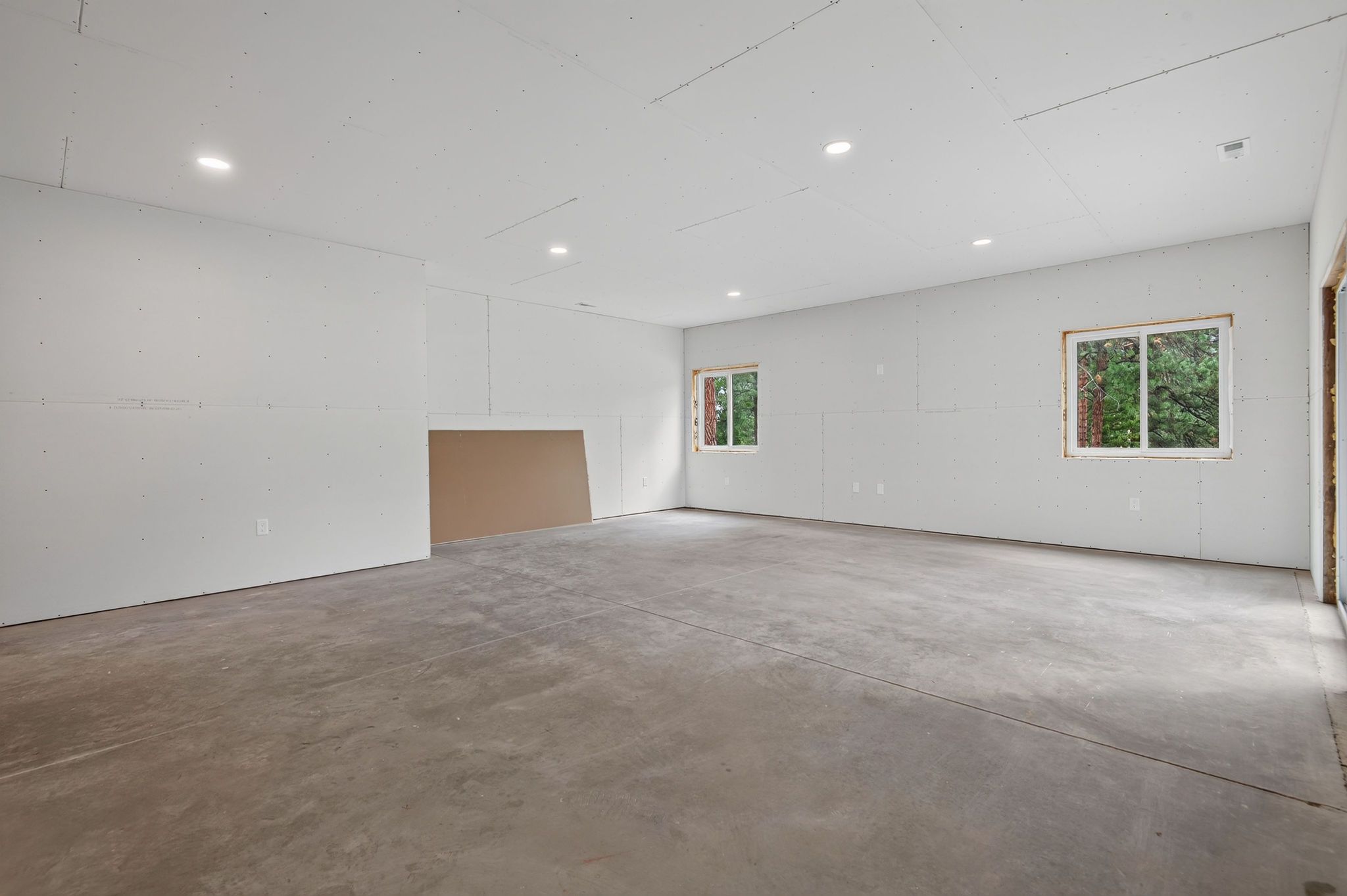 13 Rolling Stone Lane Property Photo 33