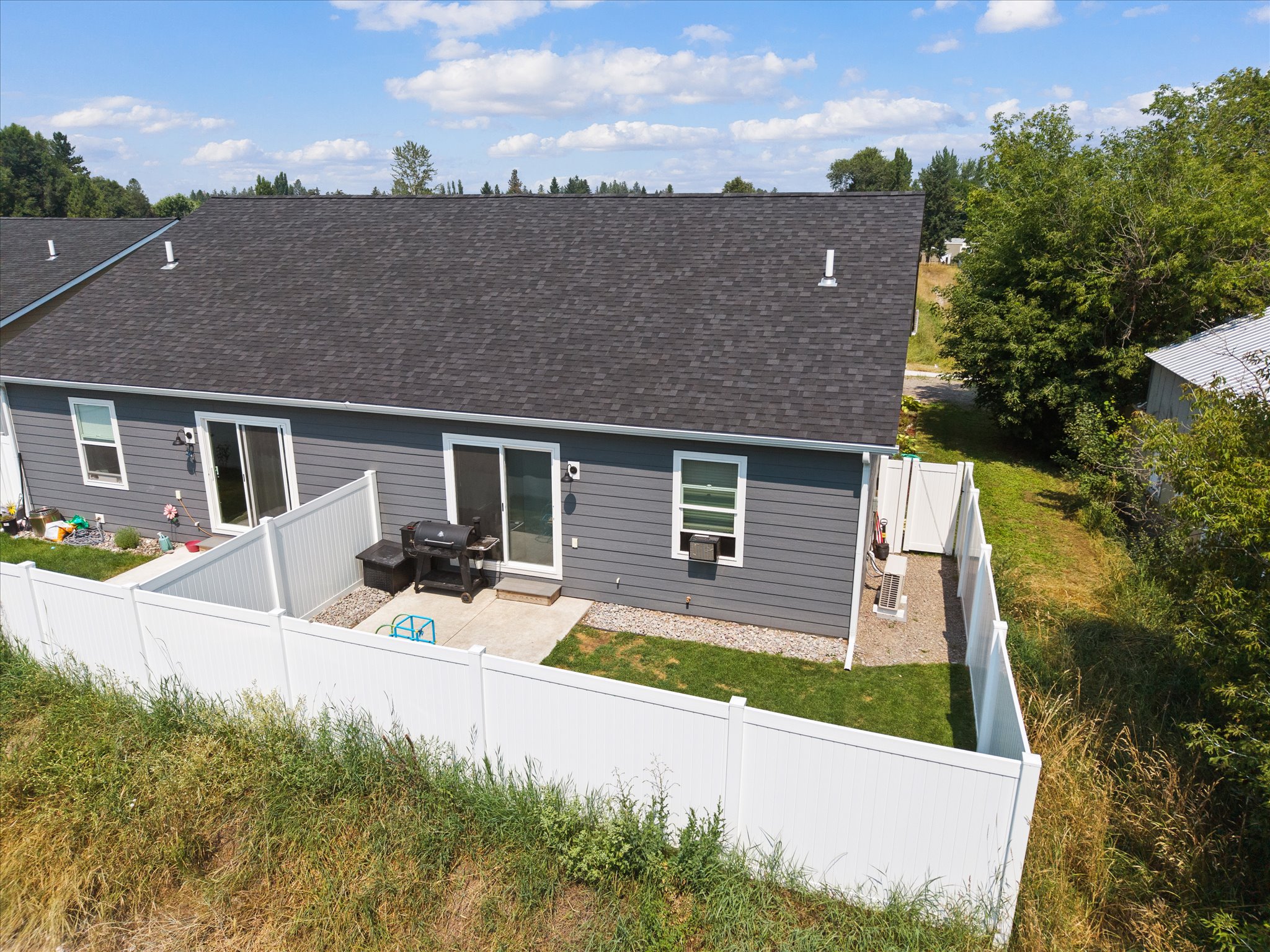 98 Mackin Court Property Photo 25