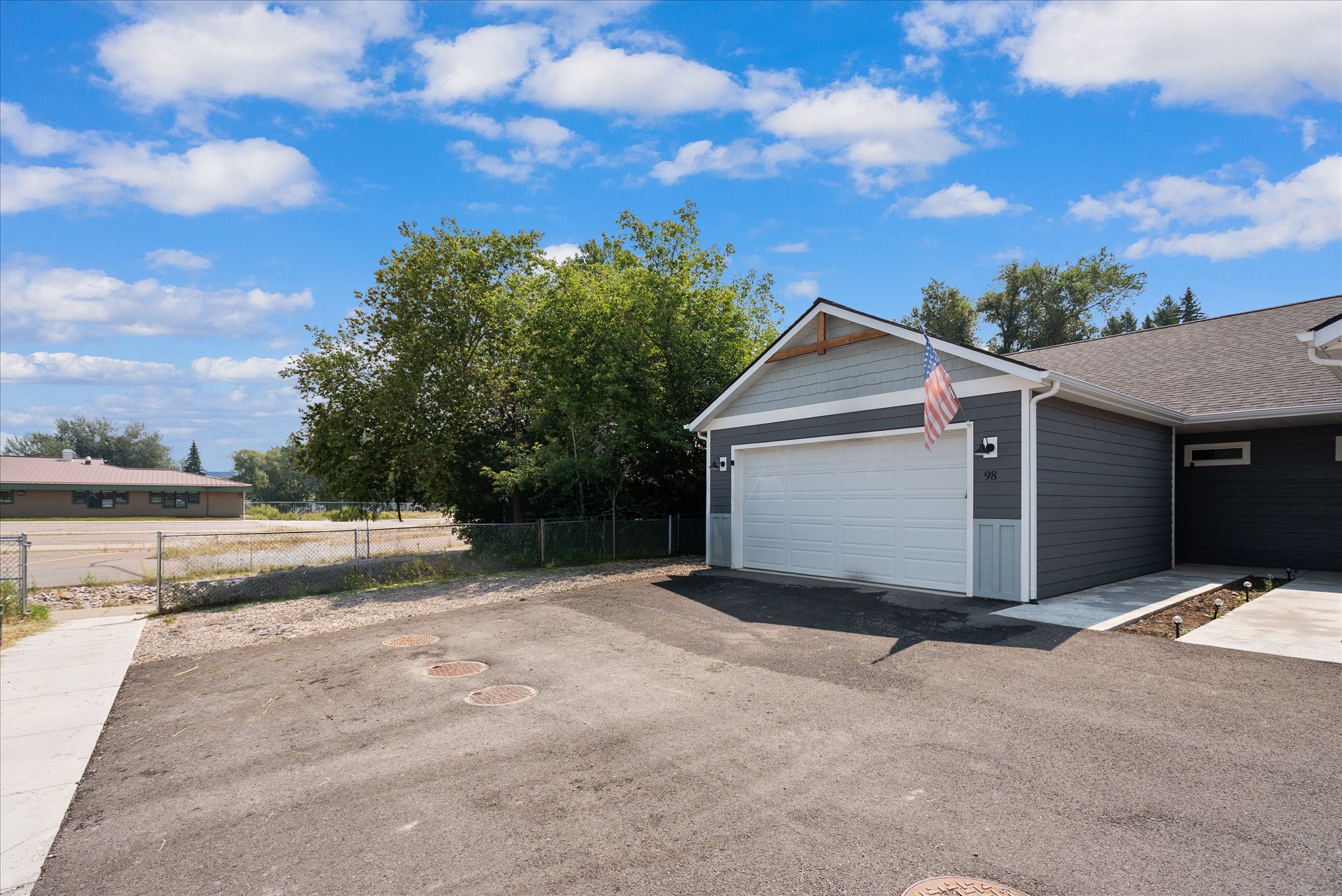 98 Mackin Court Property Photo 26