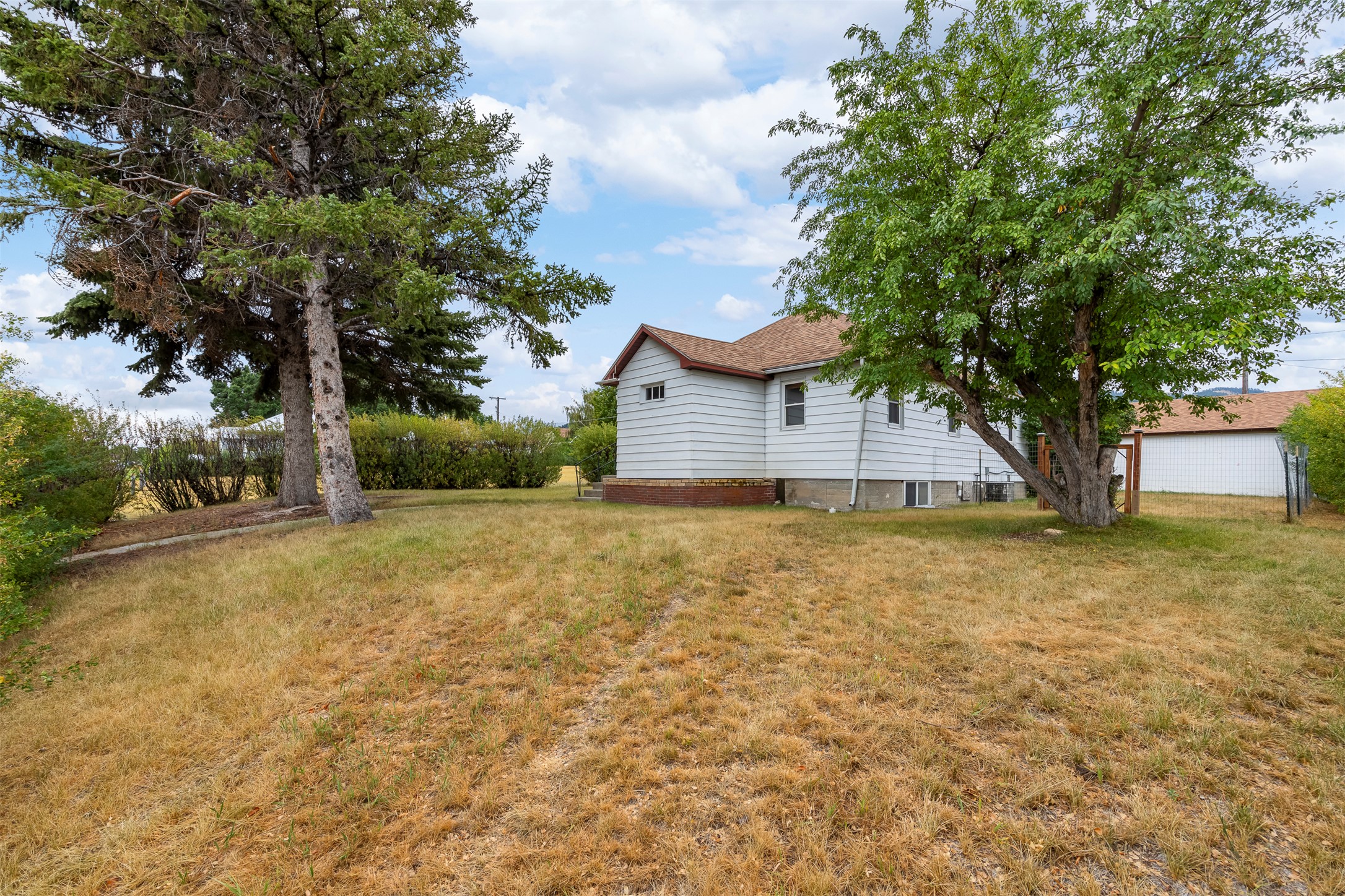 2335 Cannon Street Property Photo 9
