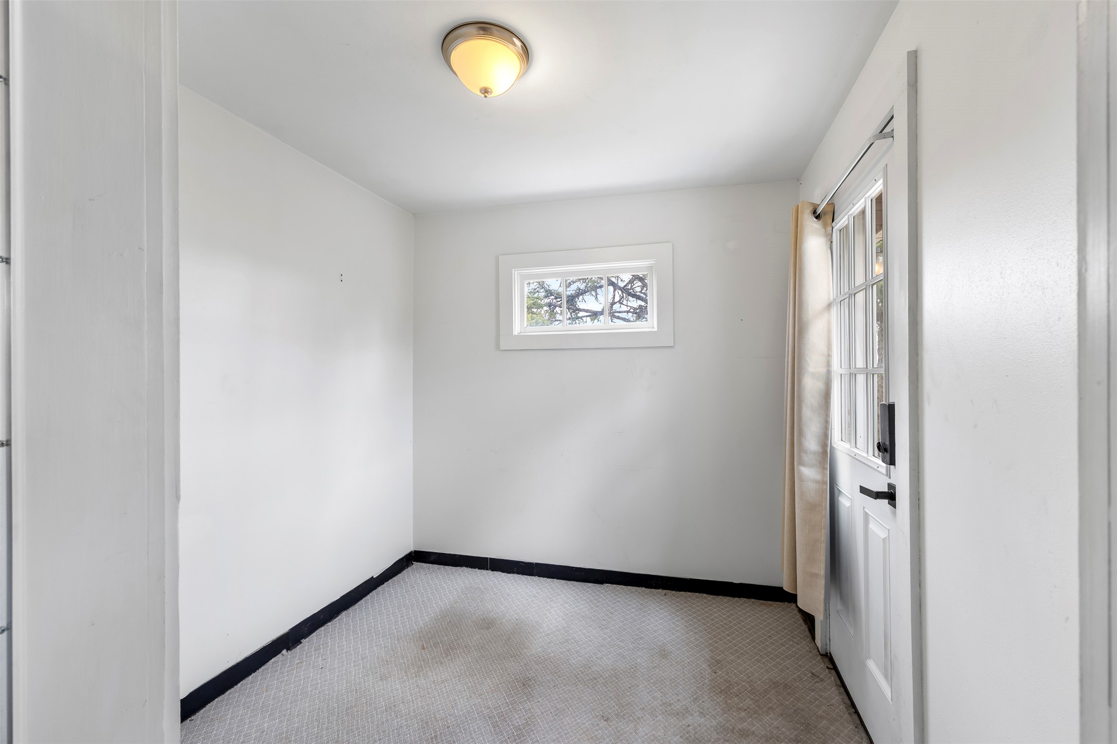 2335 Cannon Street Property Photo 15