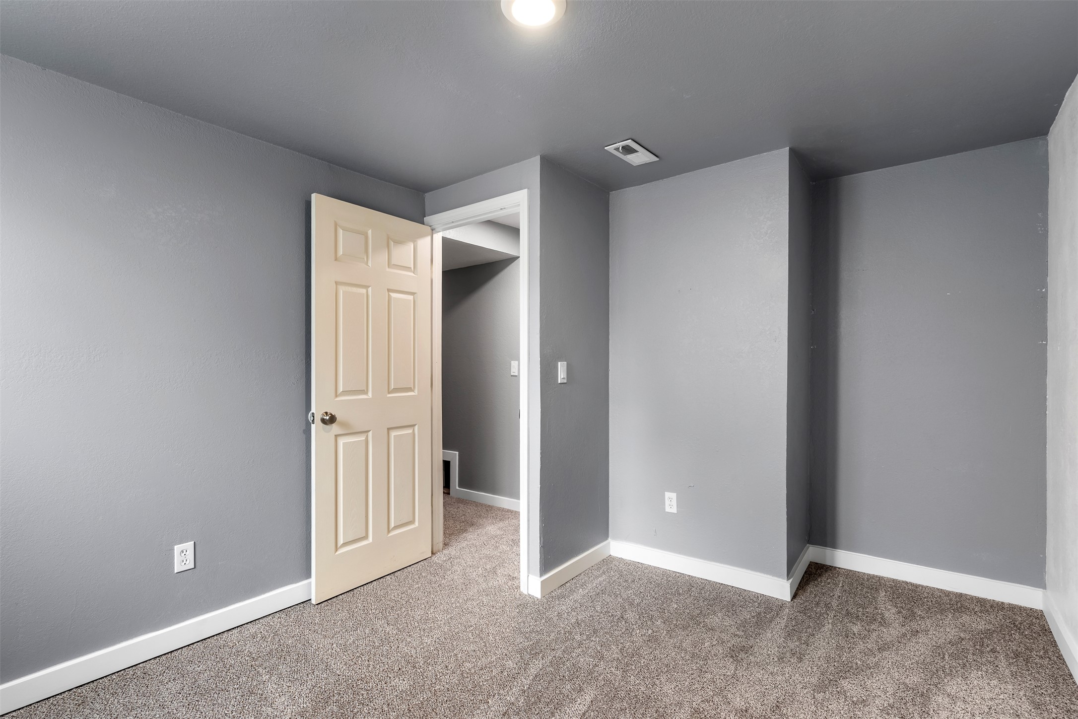 2335 Cannon Street Property Photo 31