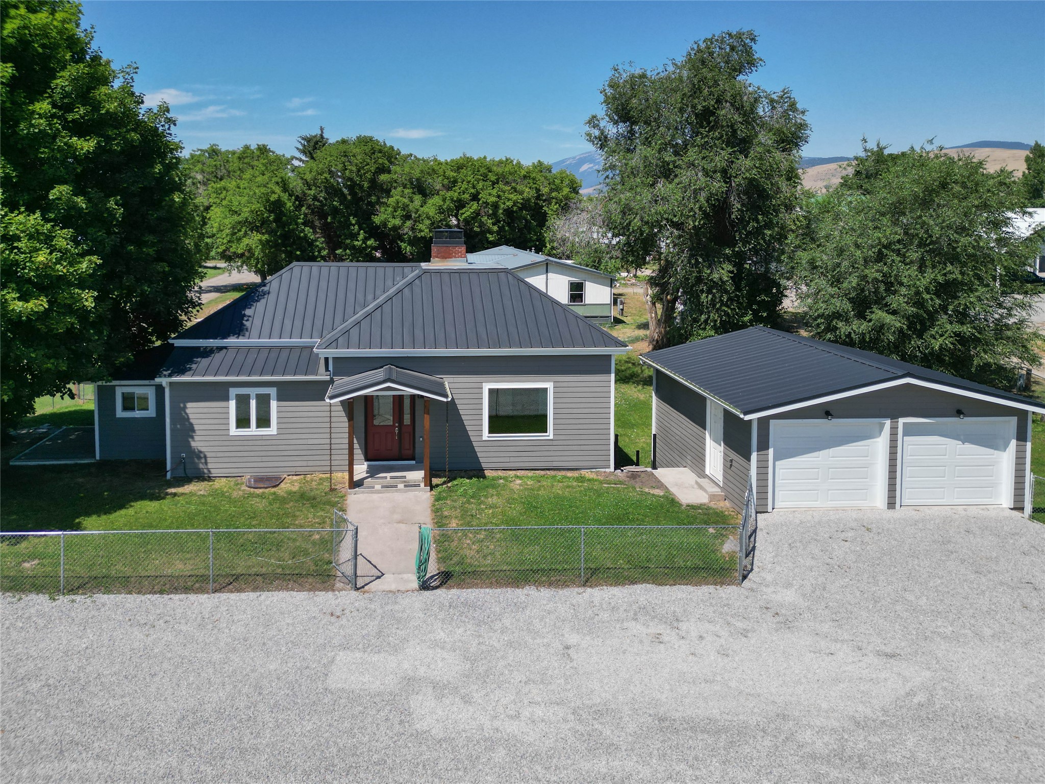 704 3rd Avenue Property Photo 1