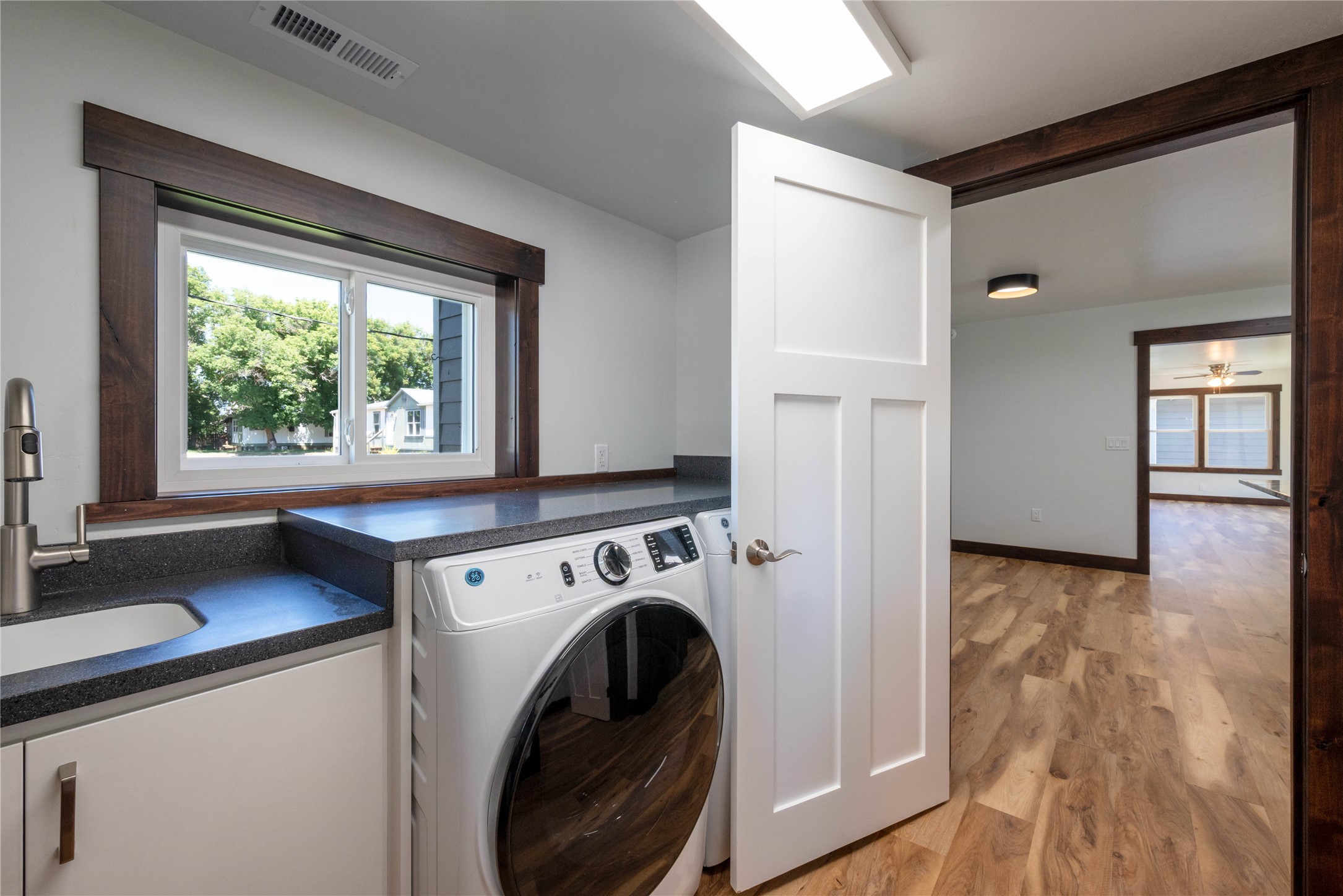 704 3rd Avenue Property Photo 15