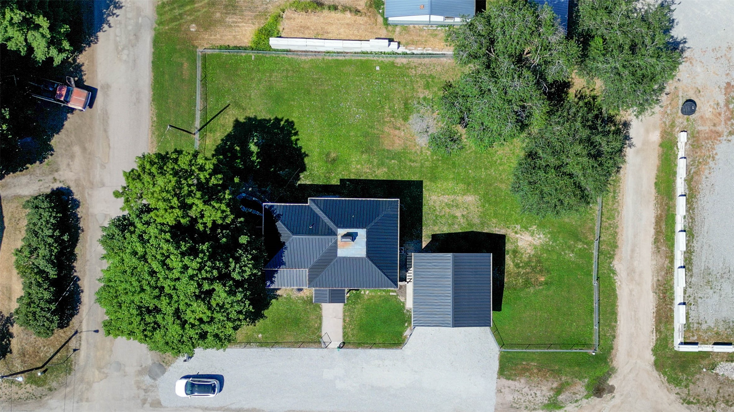704 3rd Avenue Property Photo 33