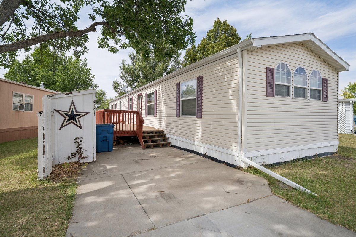 4157 Highwood Drive Property Photo 1