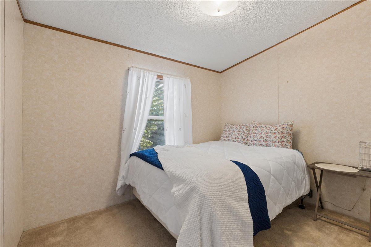 4157 Highwood Drive Property Photo 11