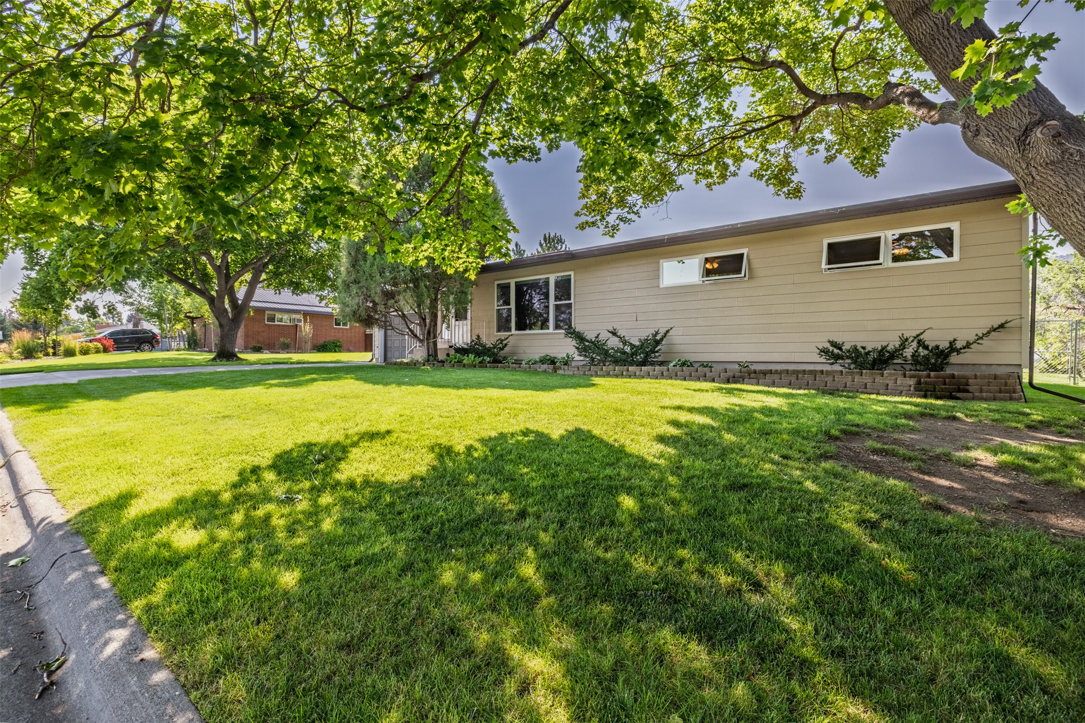 1919 5th Avenue Property Photo 2