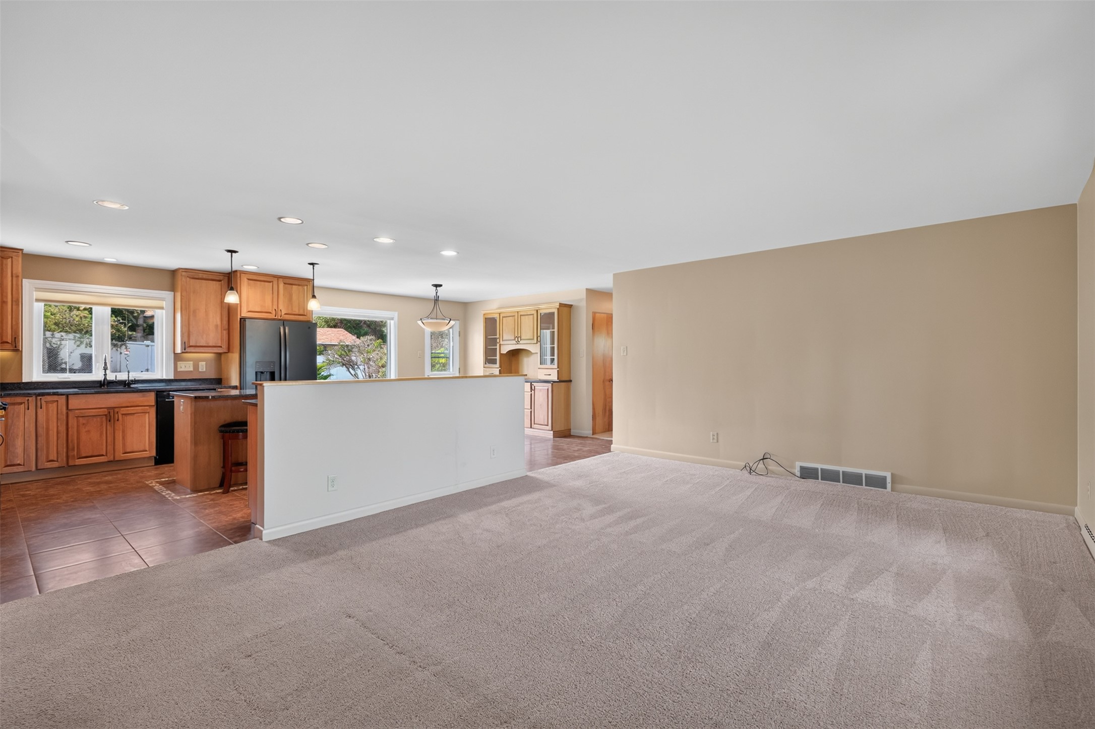 1919 5th Avenue Property Photo 7