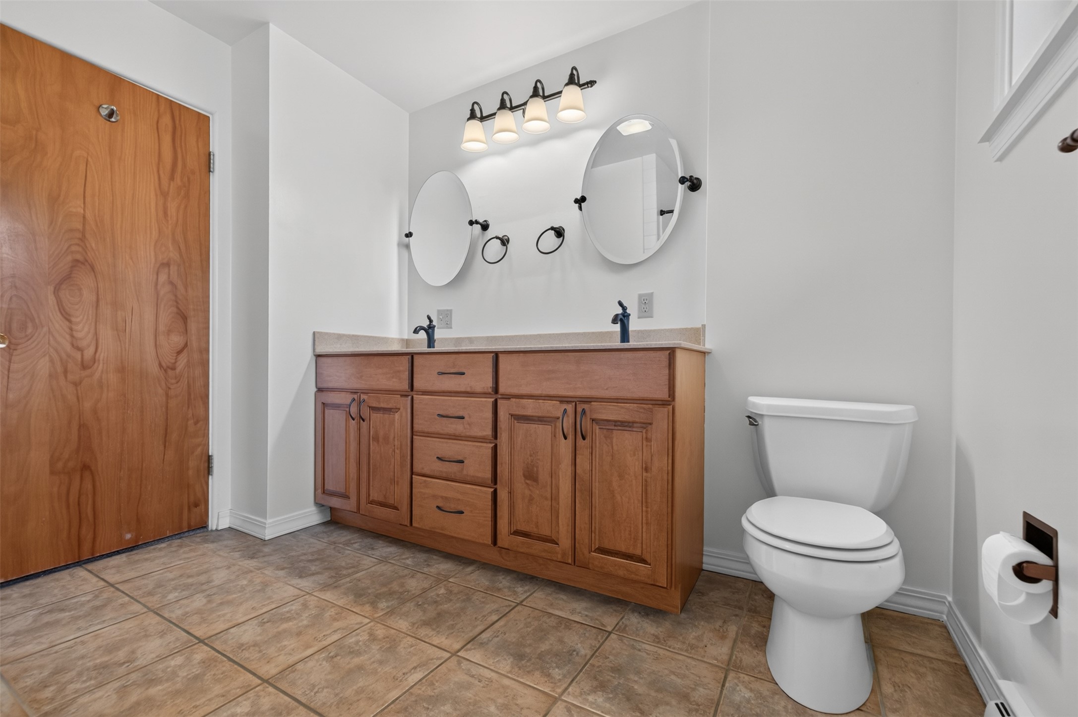 1919 5th Avenue Property Photo 19