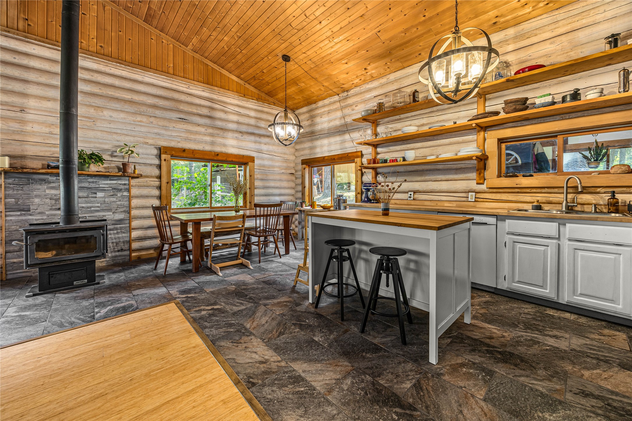 13245 Balsamroot Road Property Photo 2