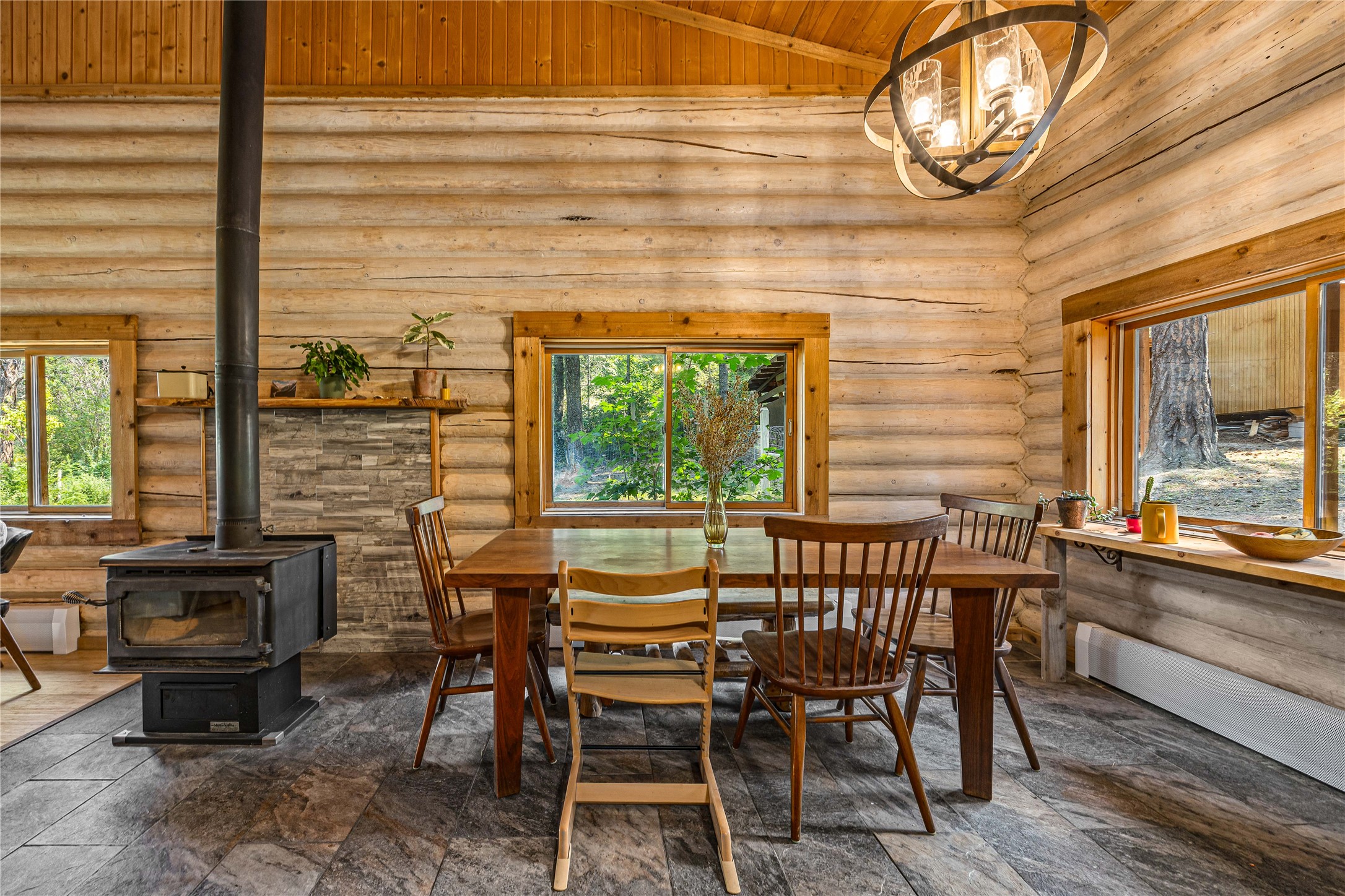 13245 Balsamroot Road Property Photo 3