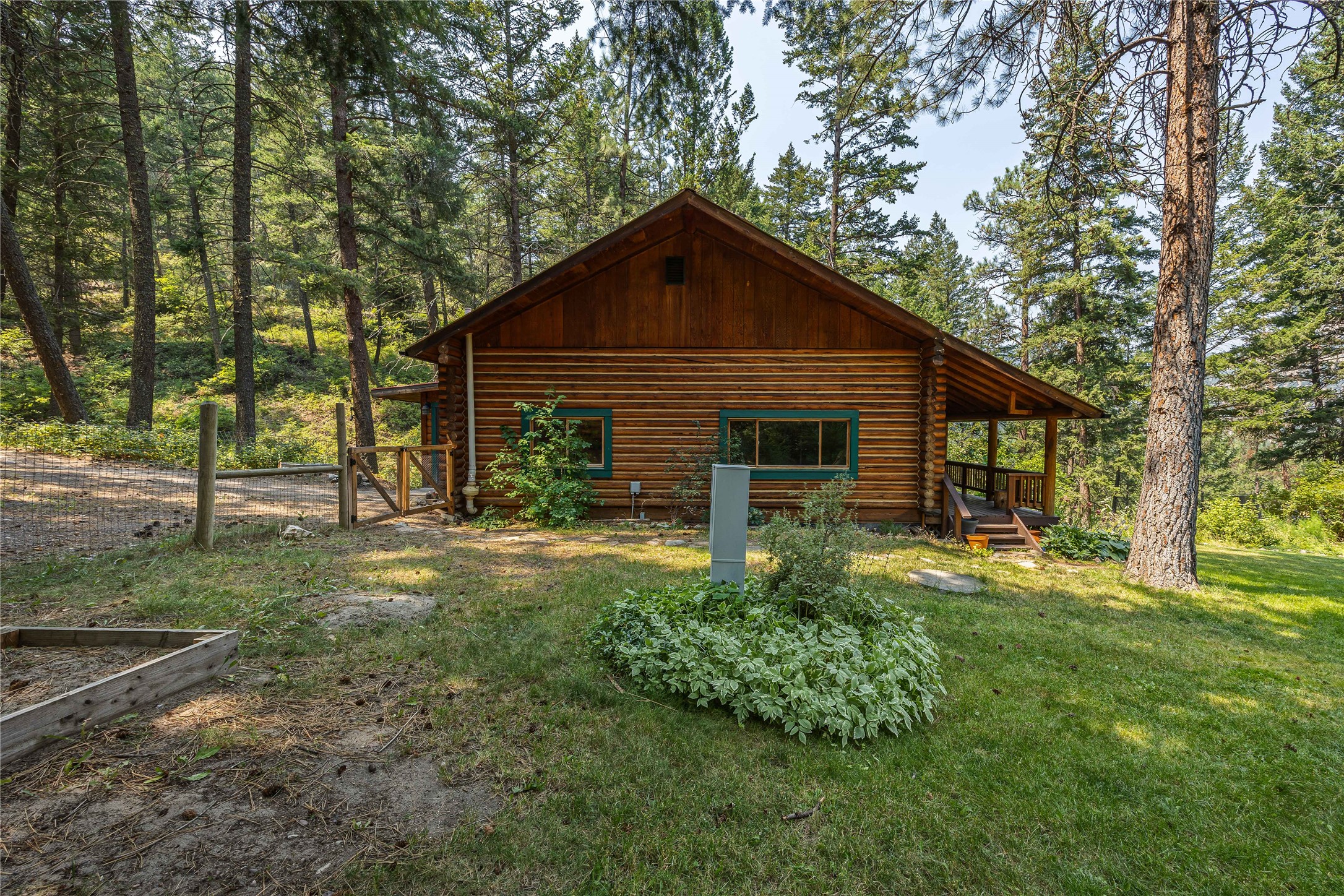 13245 Balsamroot Road Property Photo 7