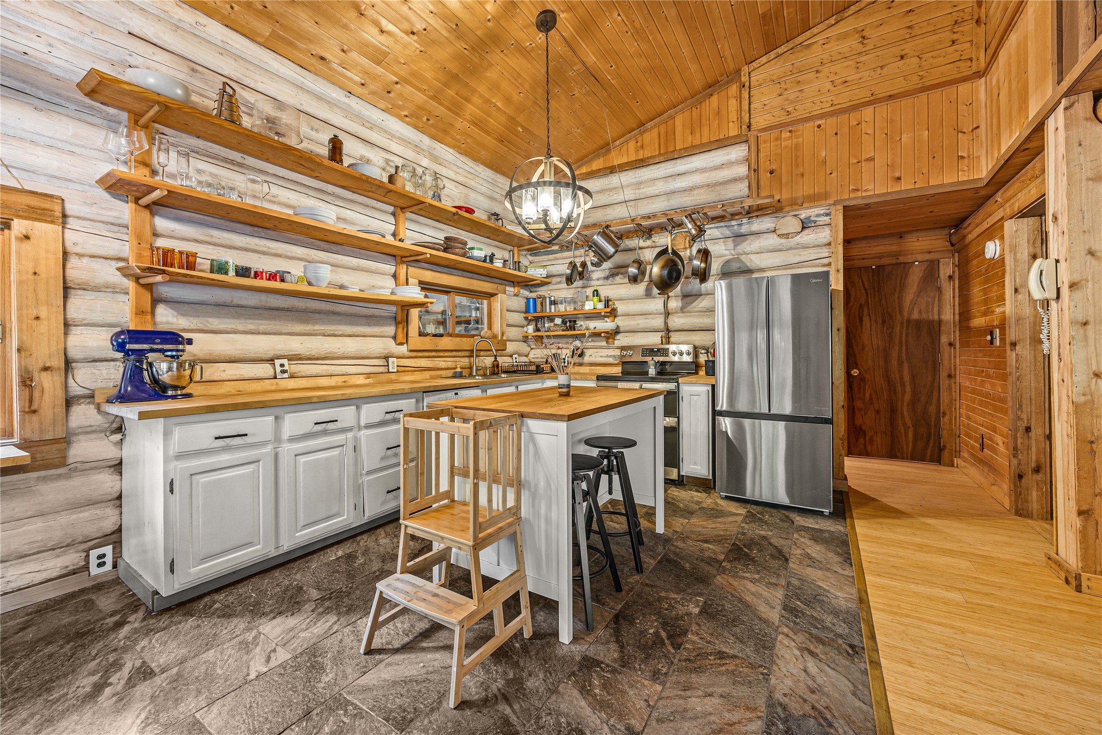 13245 Balsamroot Road Property Photo 12