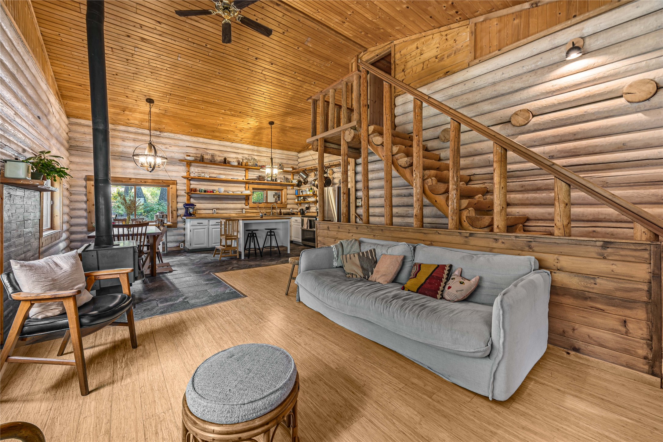 13245 Balsamroot Road Property Photo 16