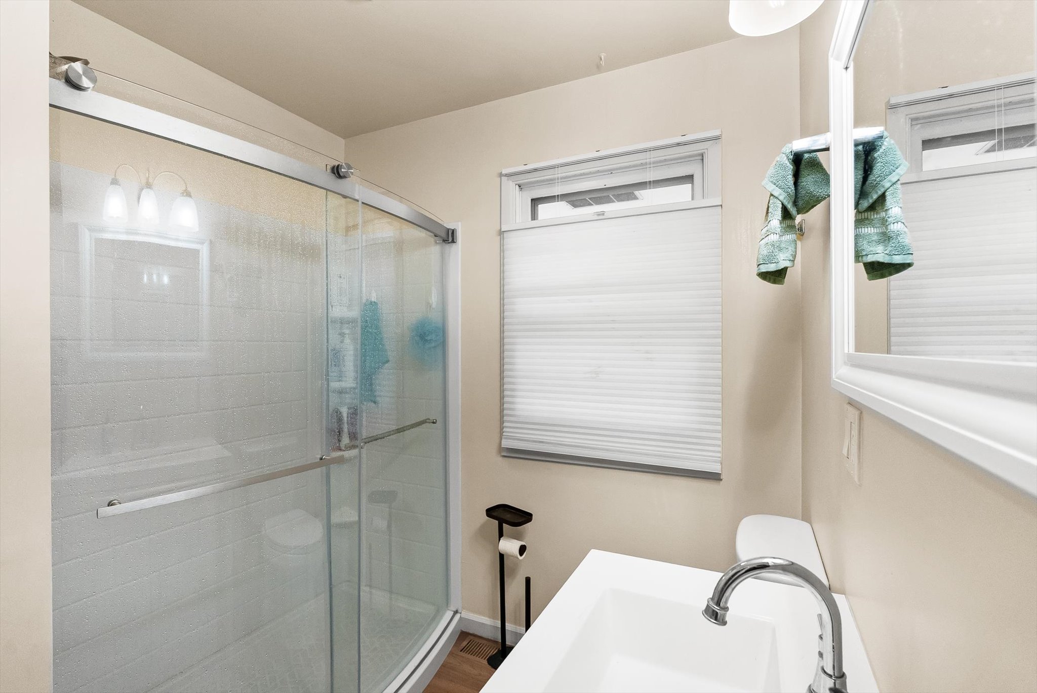 215 Dixon Avenue Property Photo 10