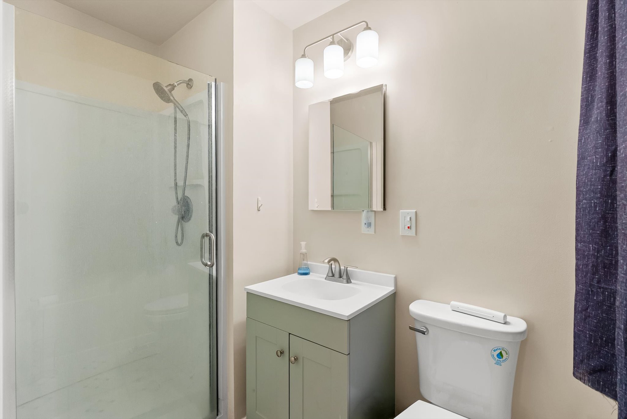 215 Dixon Avenue Property Photo 13