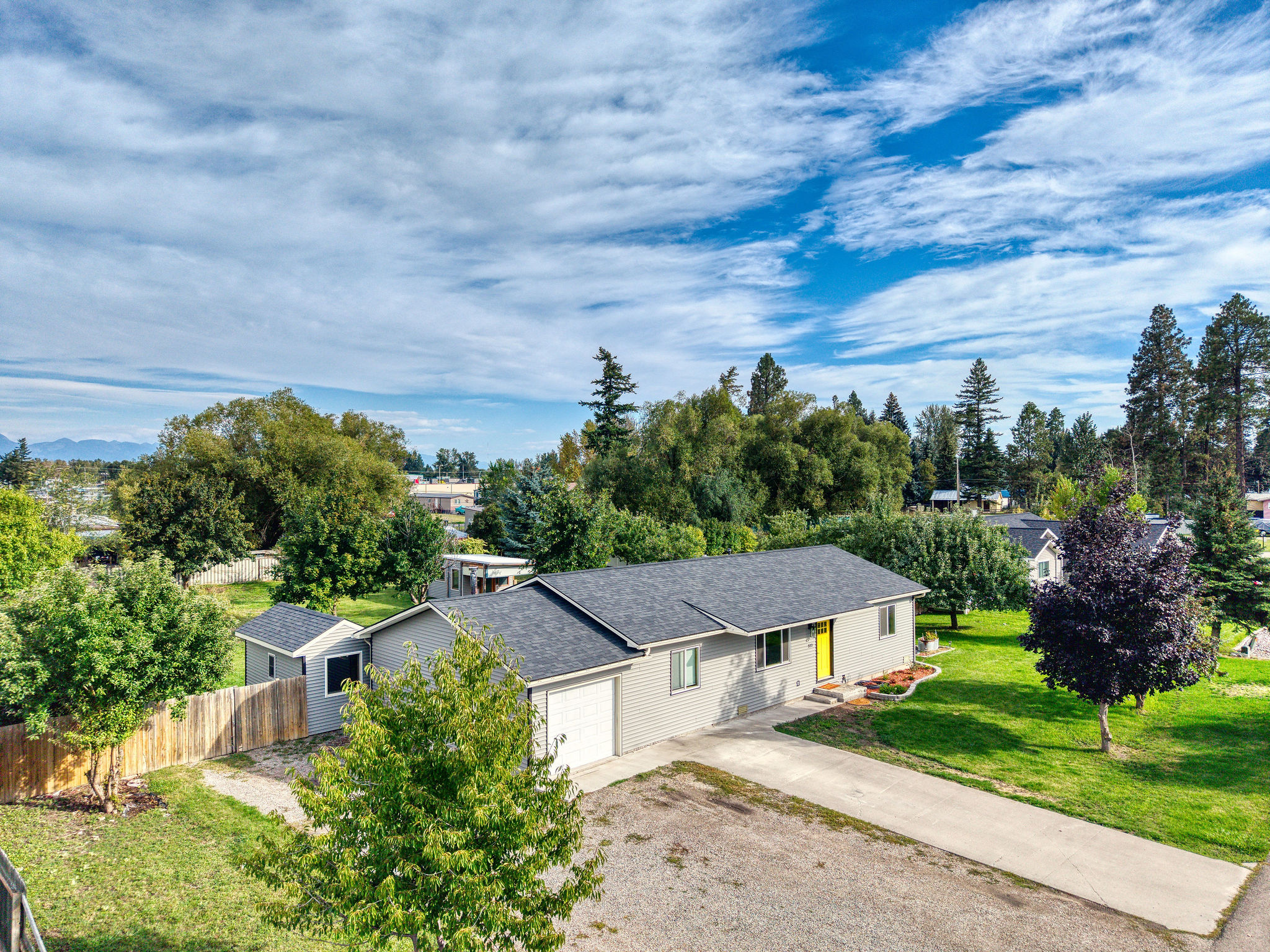 111 River Place Property Photo 1