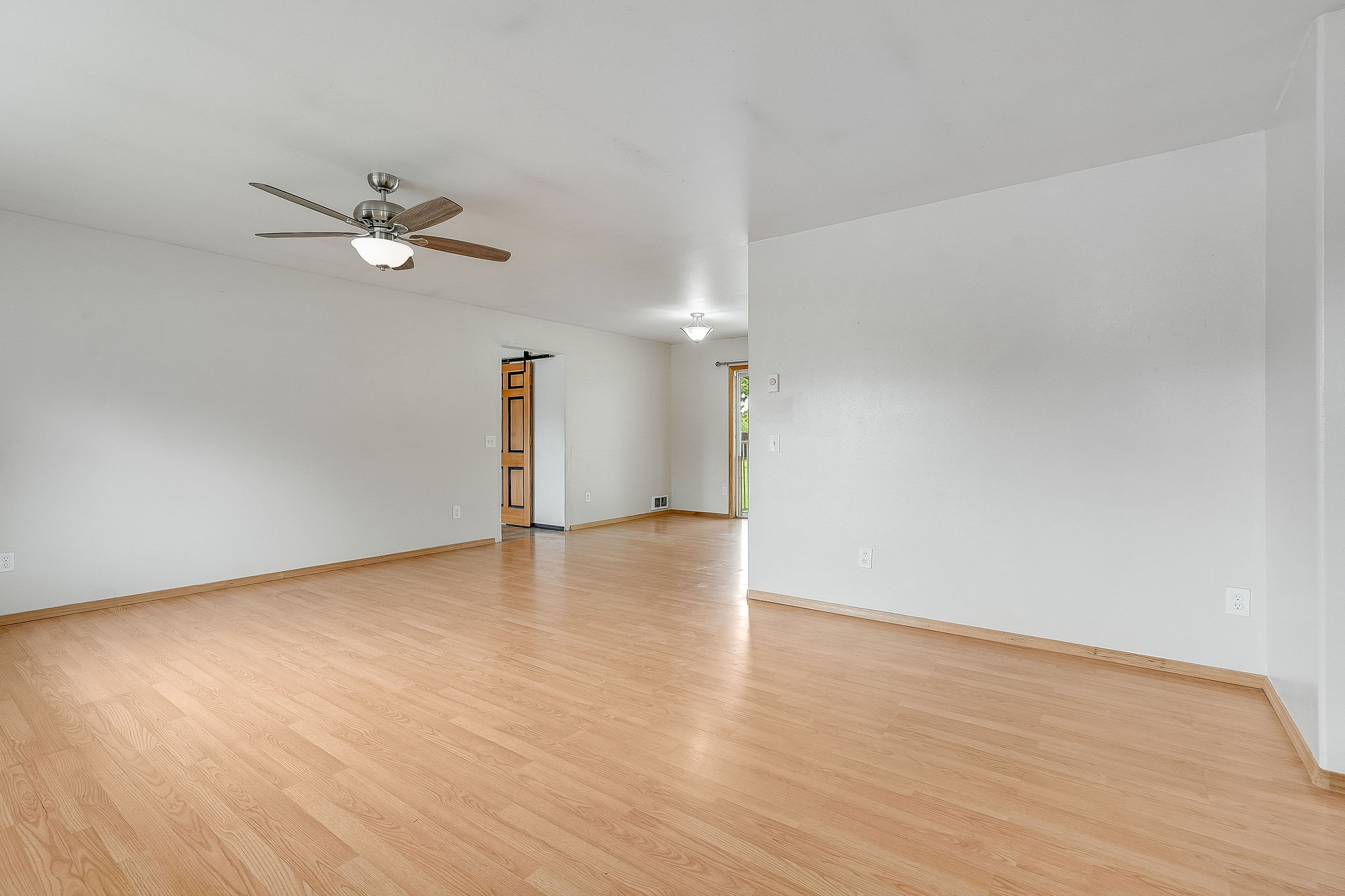 111 River Place Property Photo 8