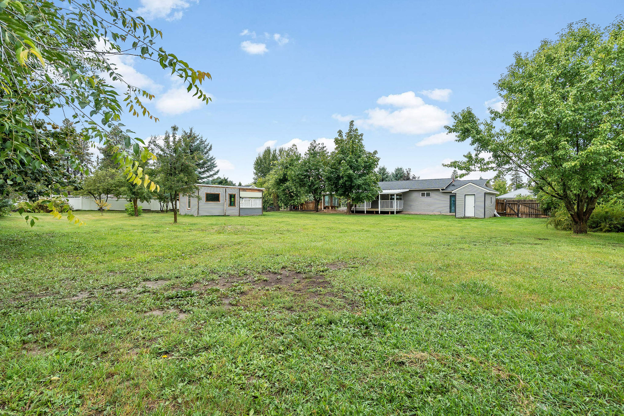 111 River Place Property Photo 33