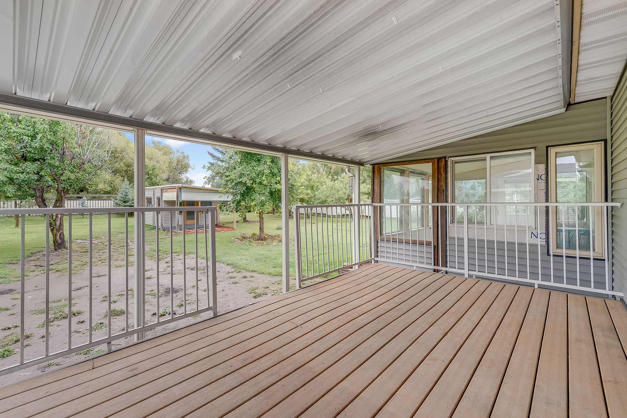 111 River Place Property Photo 34