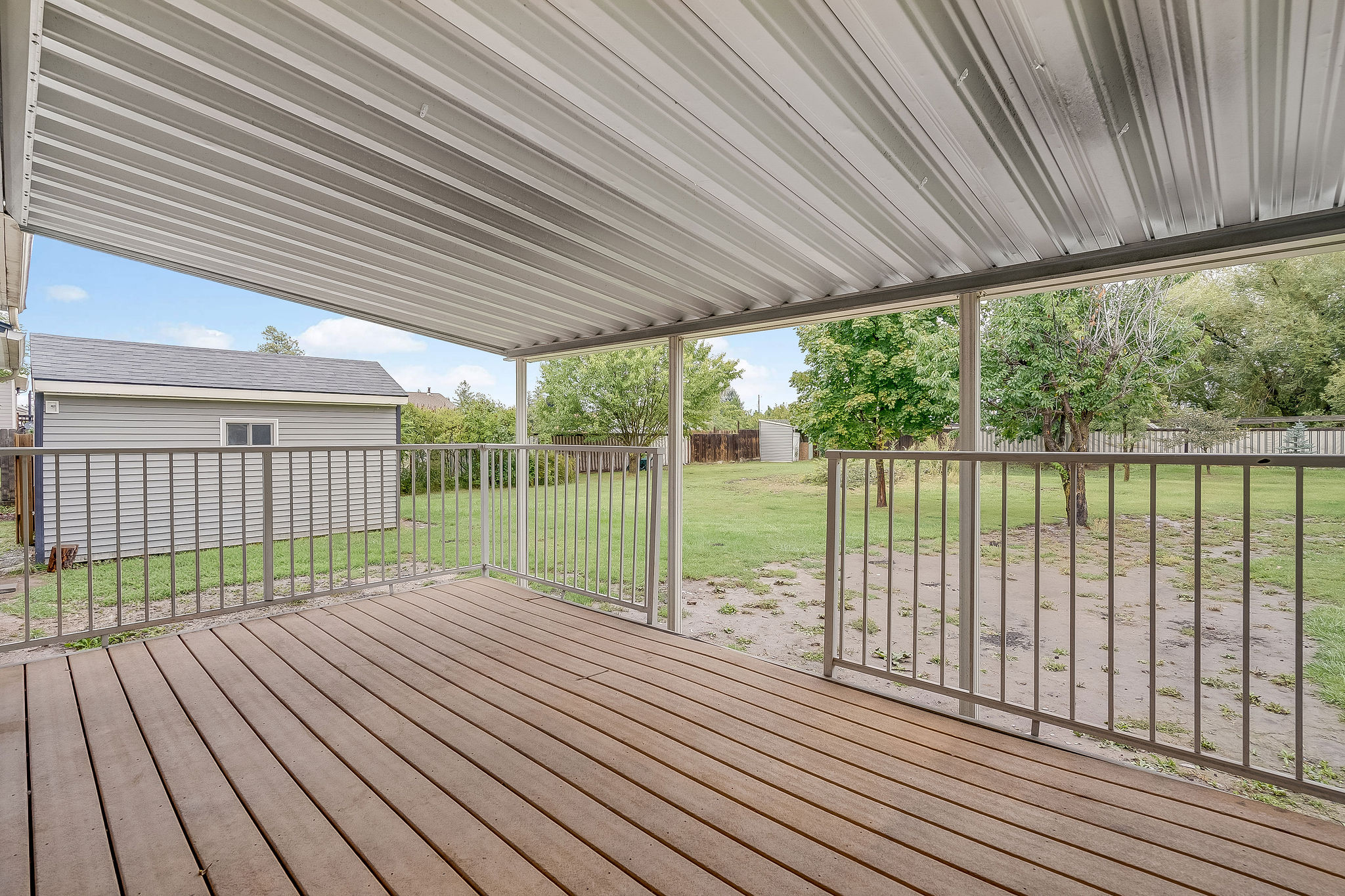 111 River Place Property Photo 35