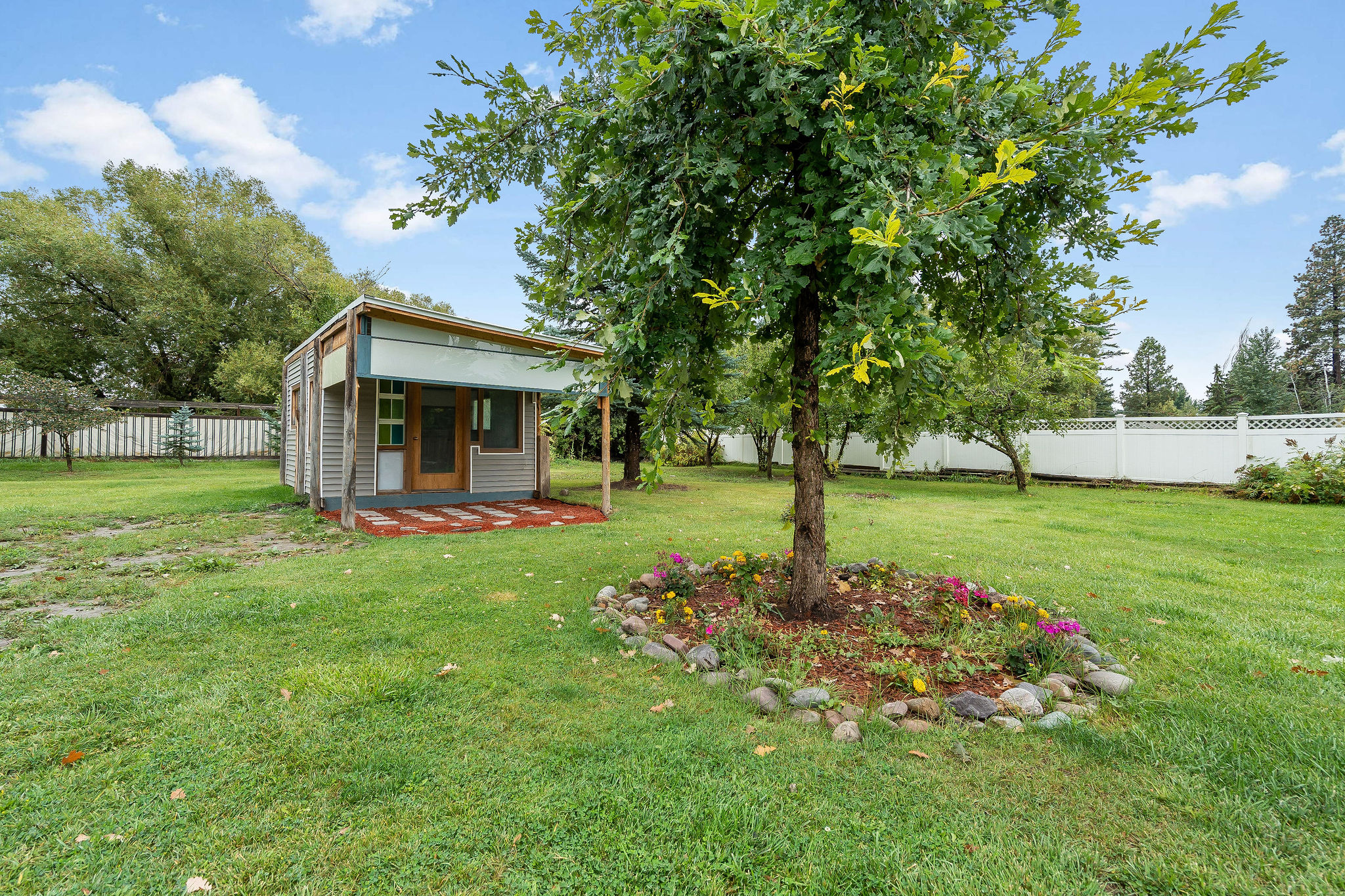 111 River Place Property Photo 37