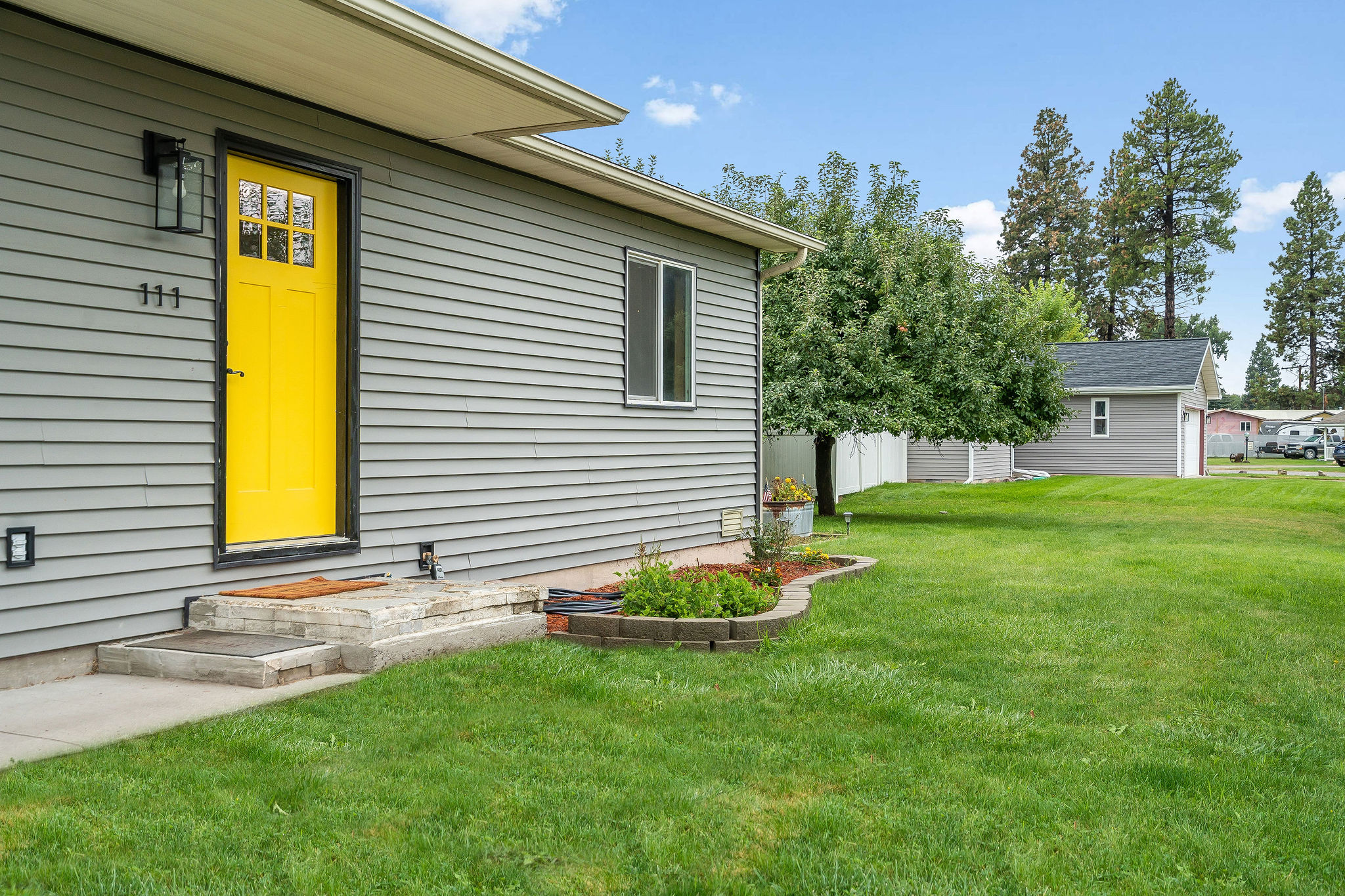 111 River Place Property Photo 41