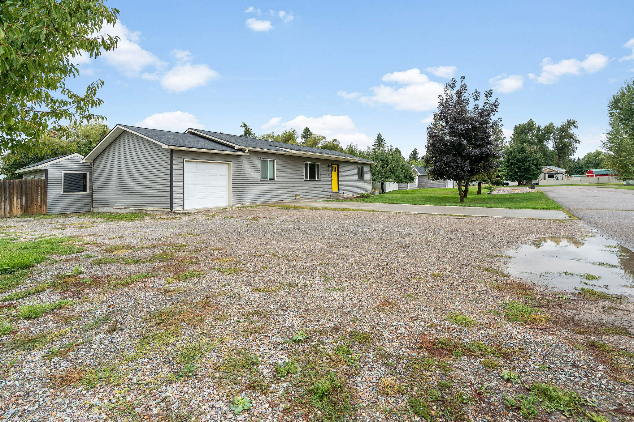 111 River Place Property Photo 44