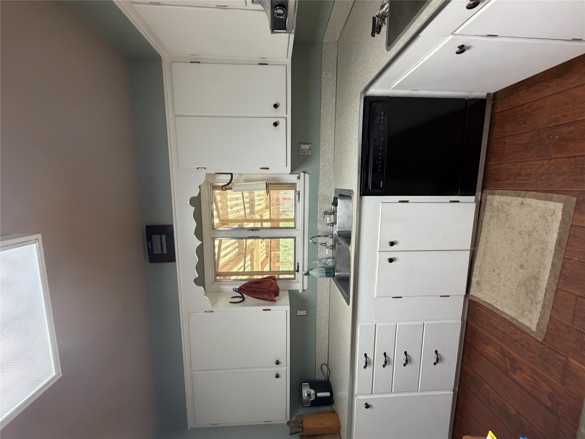 7 S Wisconsin Street Property Photo 6