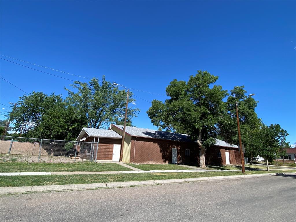 700 10th Street S Property Photo 3