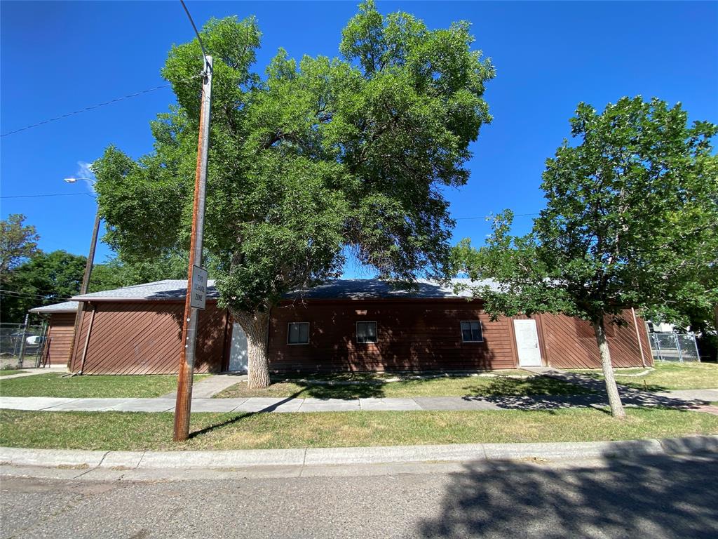 700 10th Street S Property Photo 4