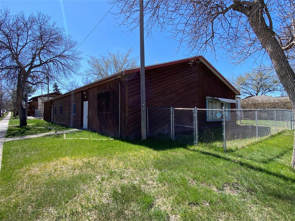 700 10th Street S Property Photo 10