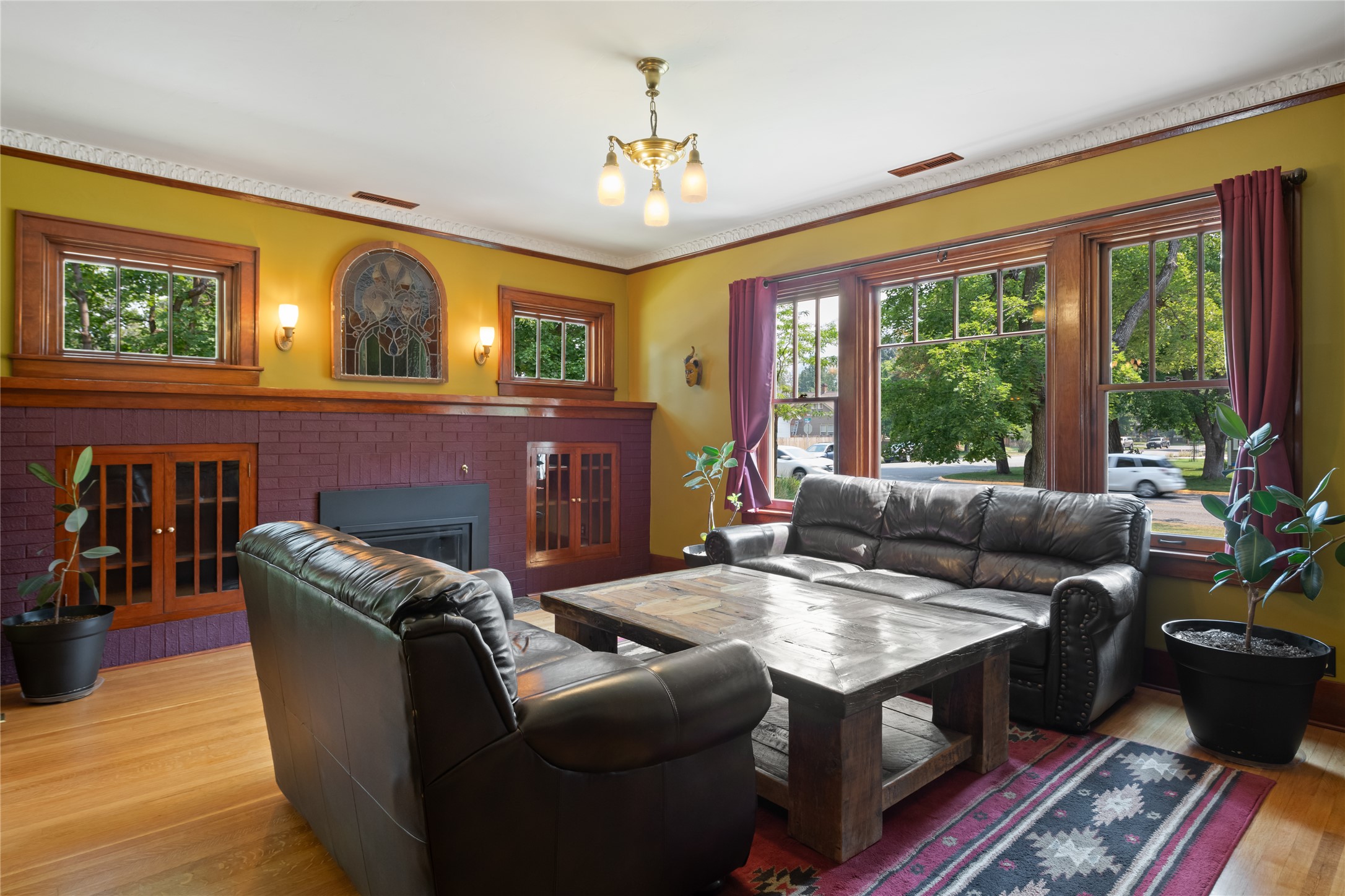 401 Brooks Street Property Photo 8