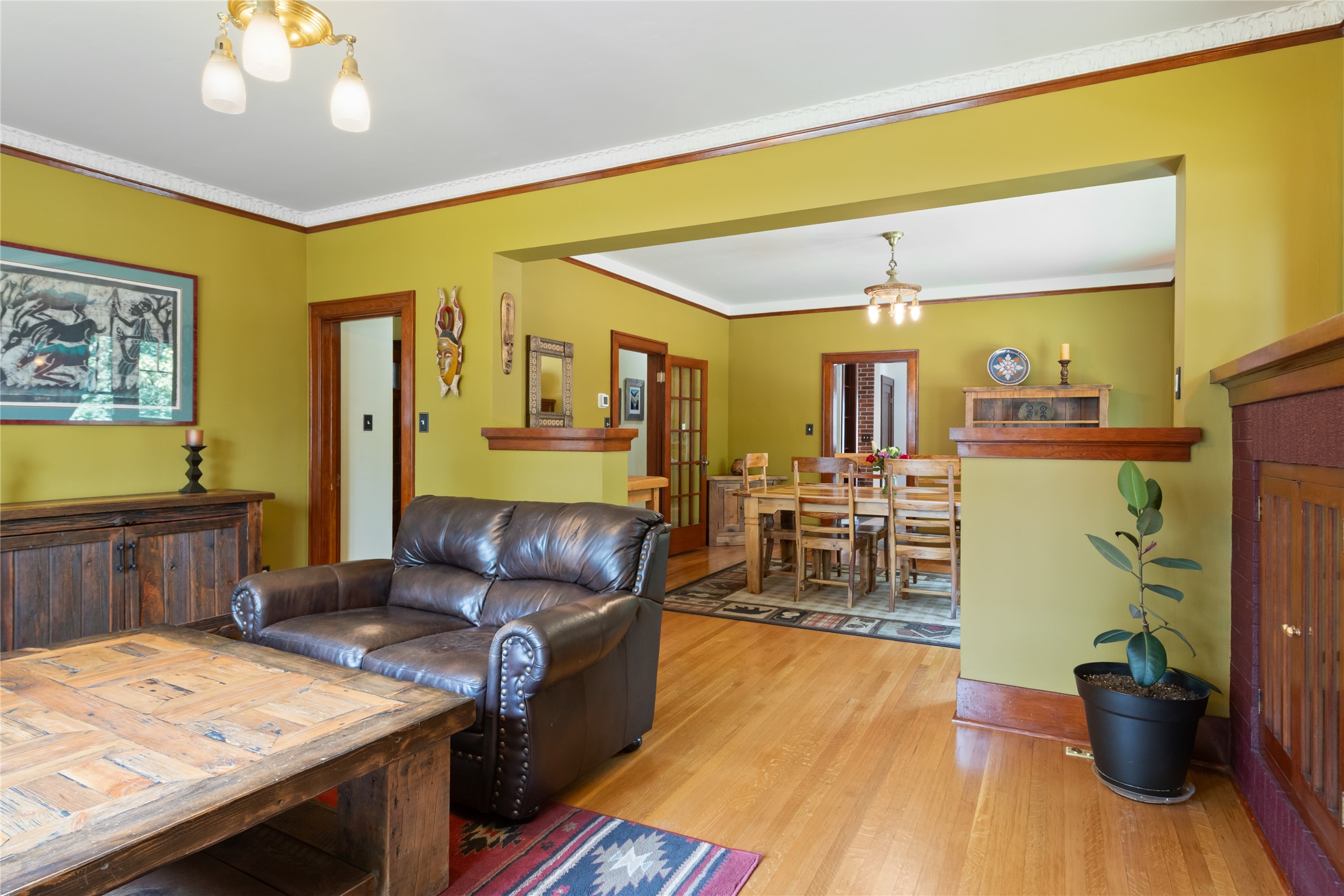 401 Brooks Street Property Photo 11