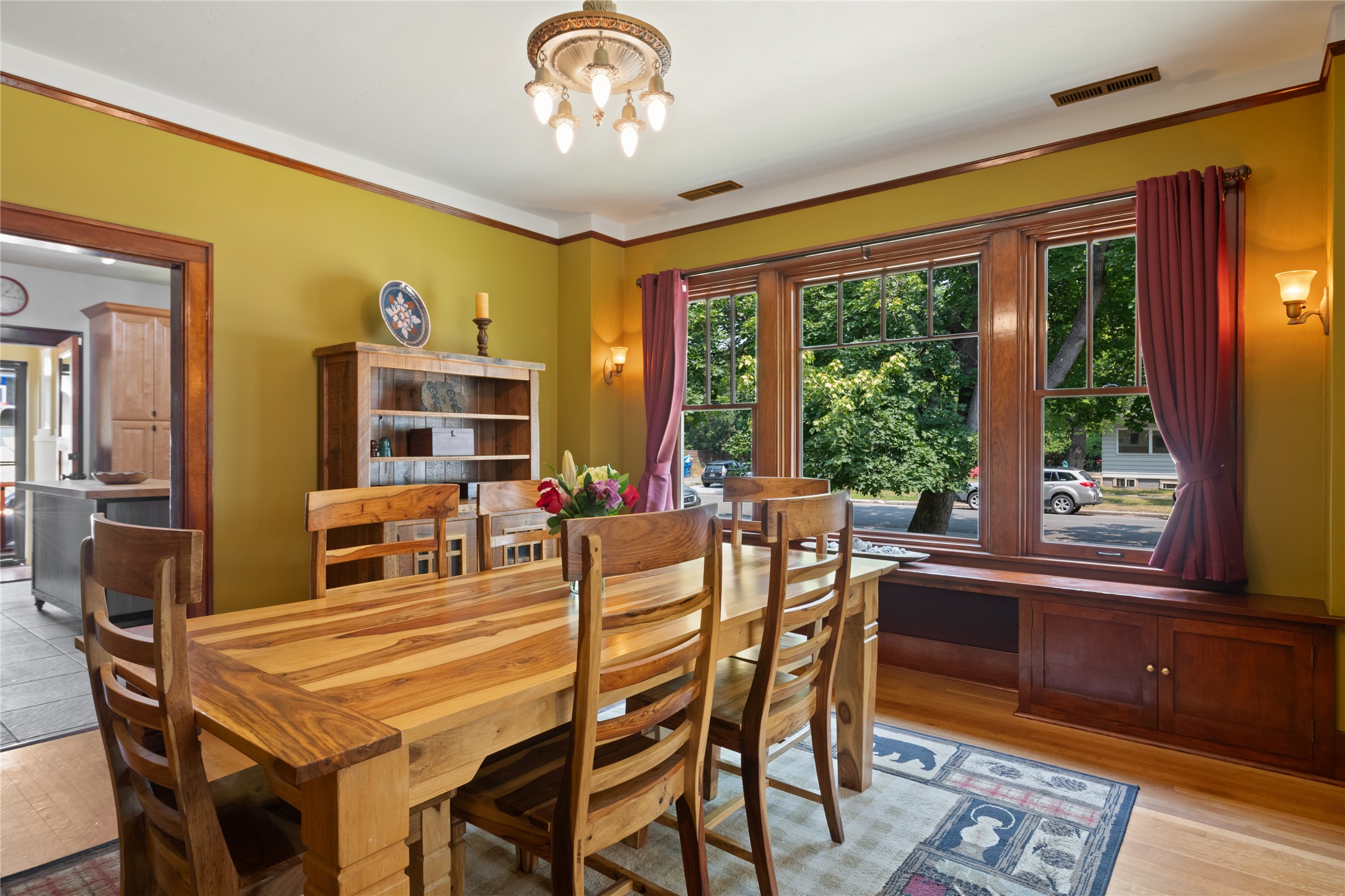 401 Brooks Street Property Photo 13