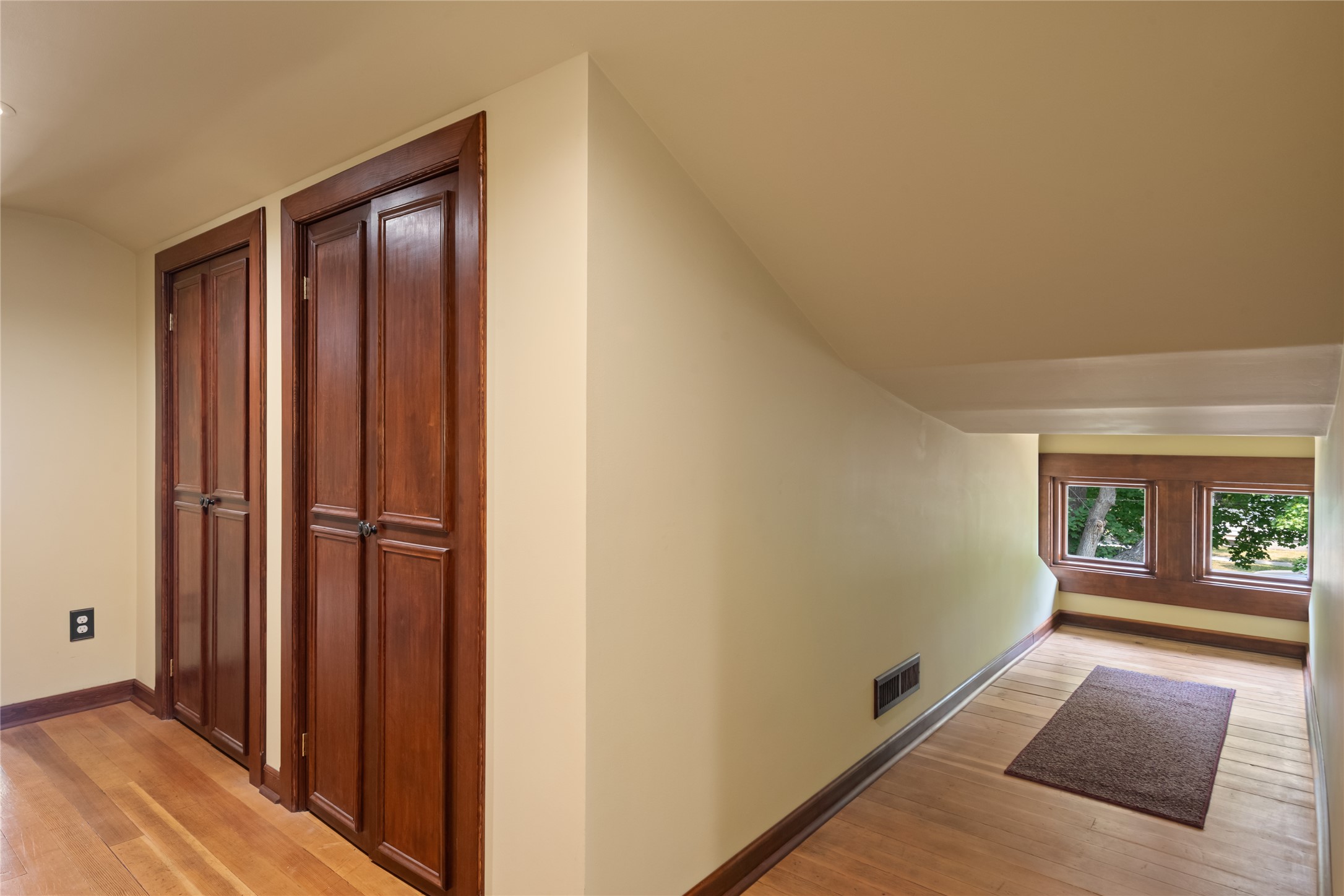 401 Brooks Street Property Photo 30