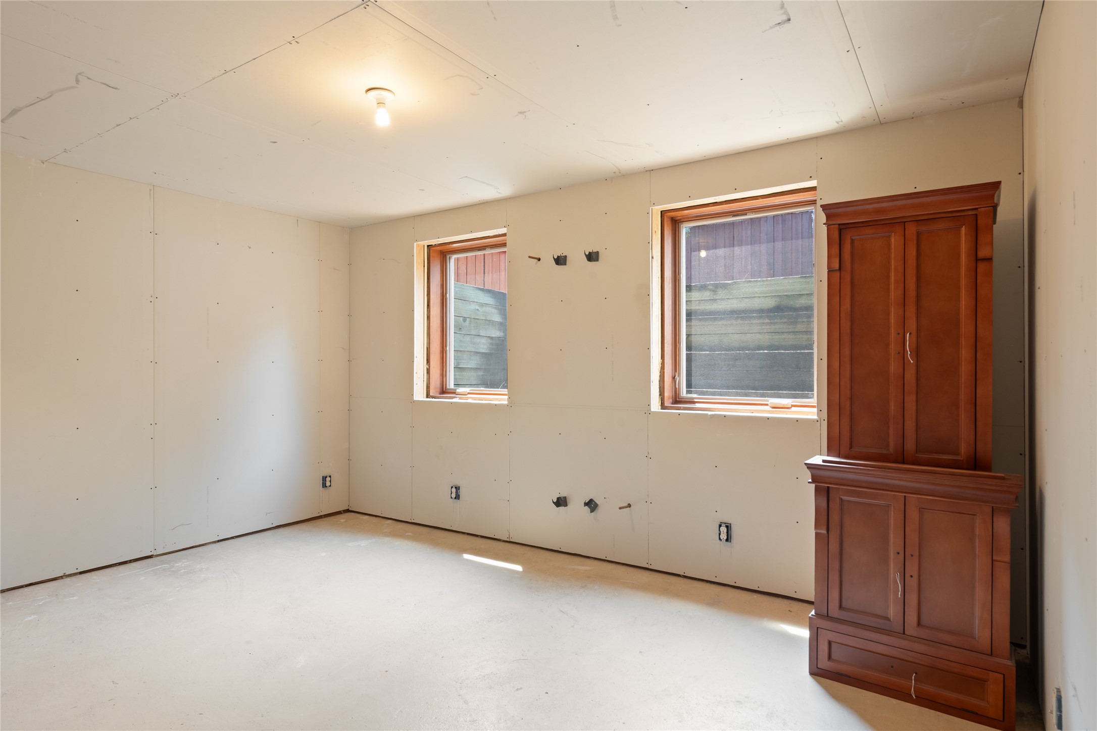 401 Brooks Street Property Photo 38