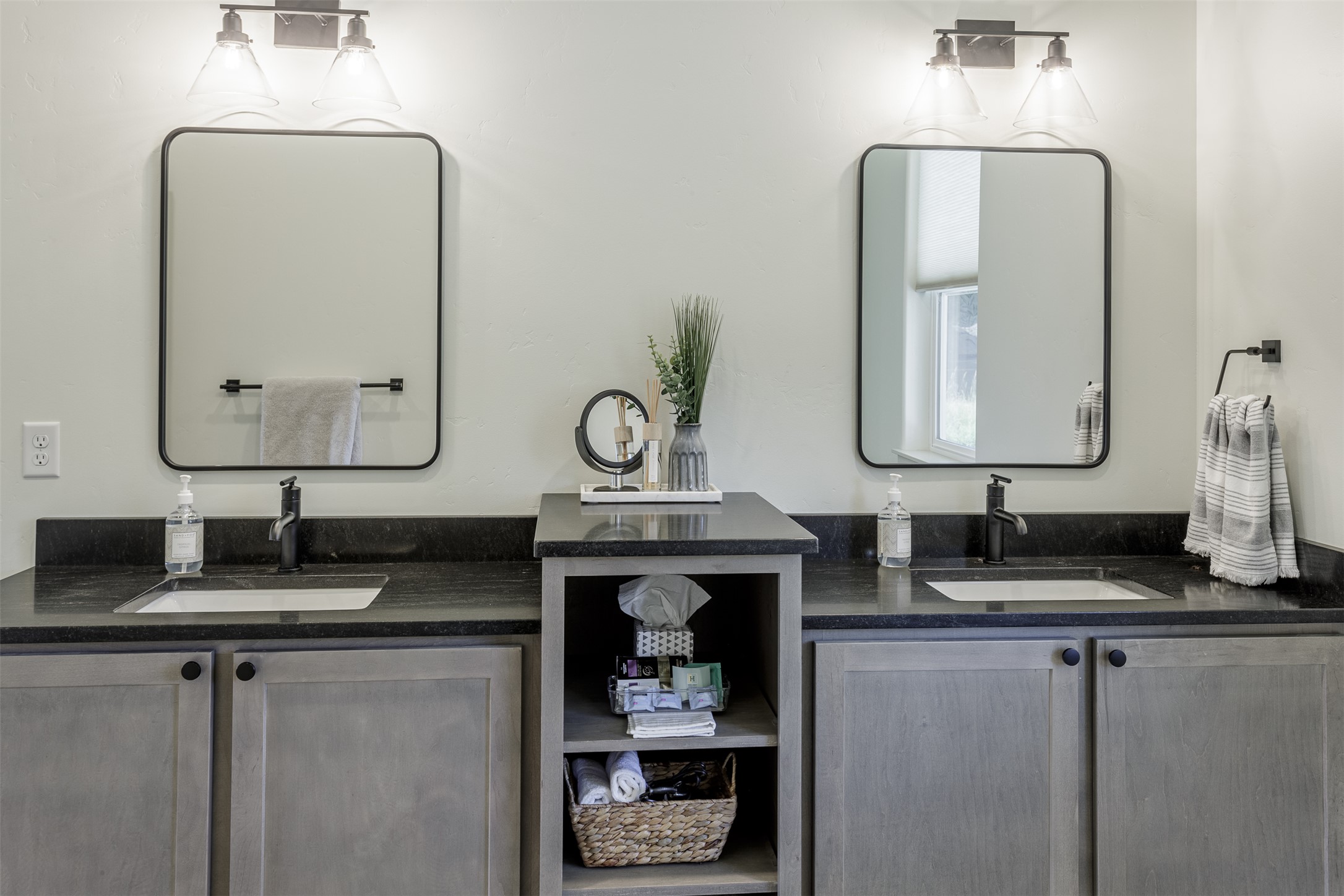 137 Kyle Lane Property Photo 27