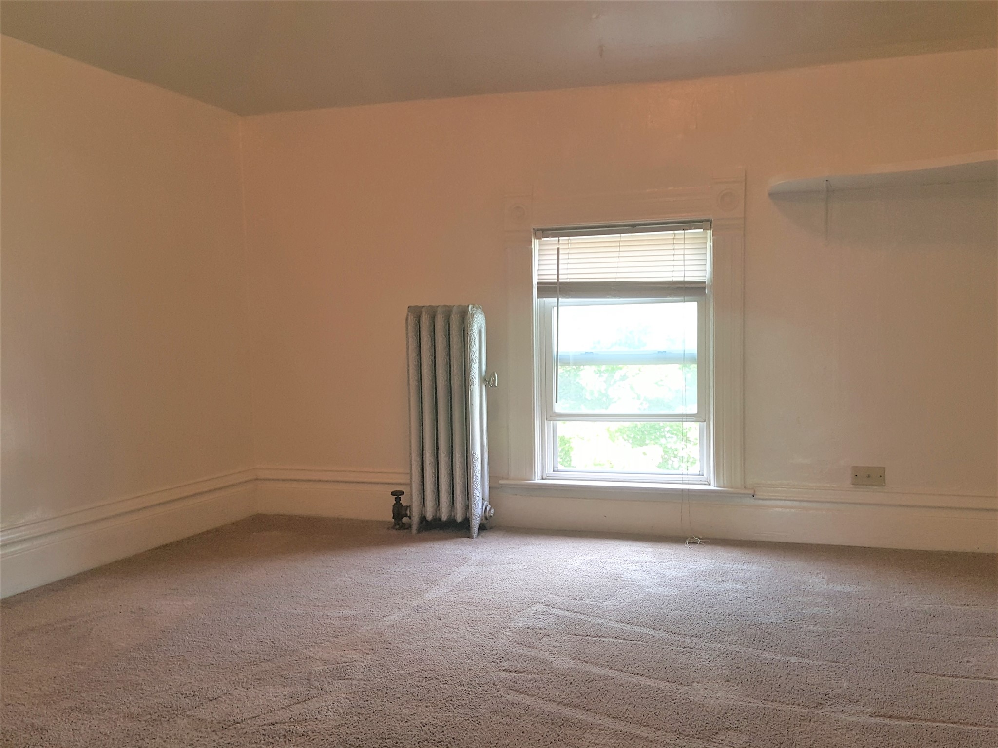 319 E Spruce Street Property Photo 25